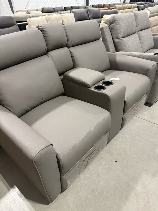 66” Manual Dual Recliner with Center Console/USB/Cupholders