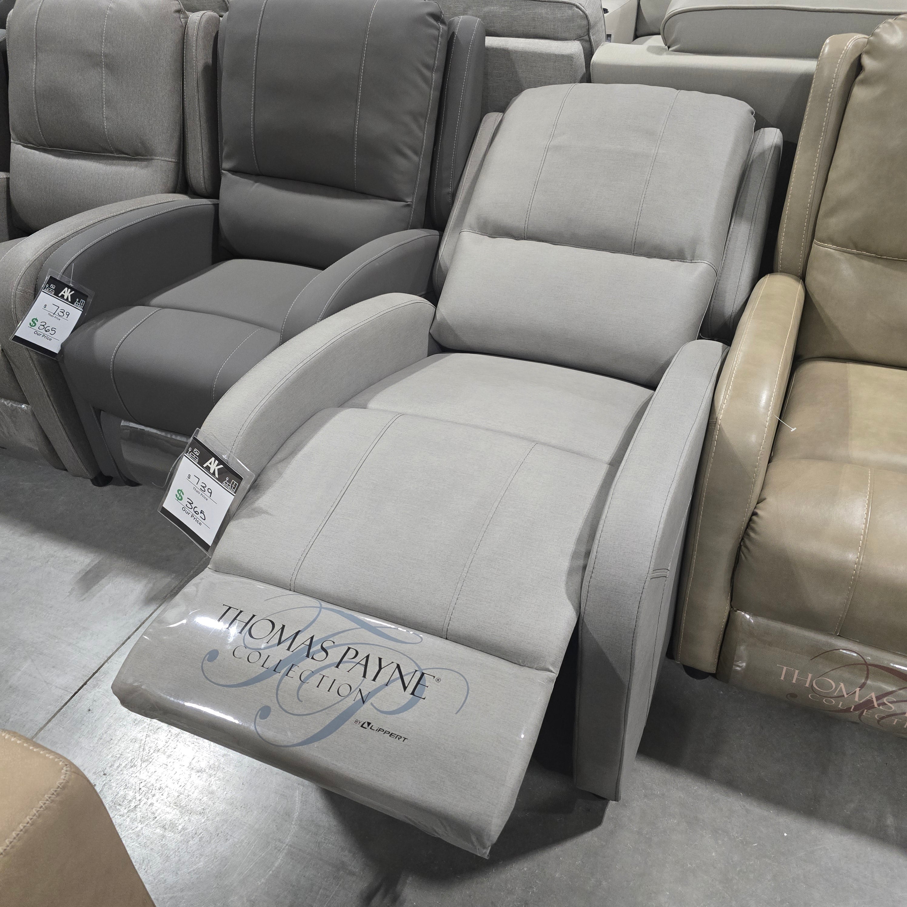 RV Pushback Recliner – Compact Camper Recliner