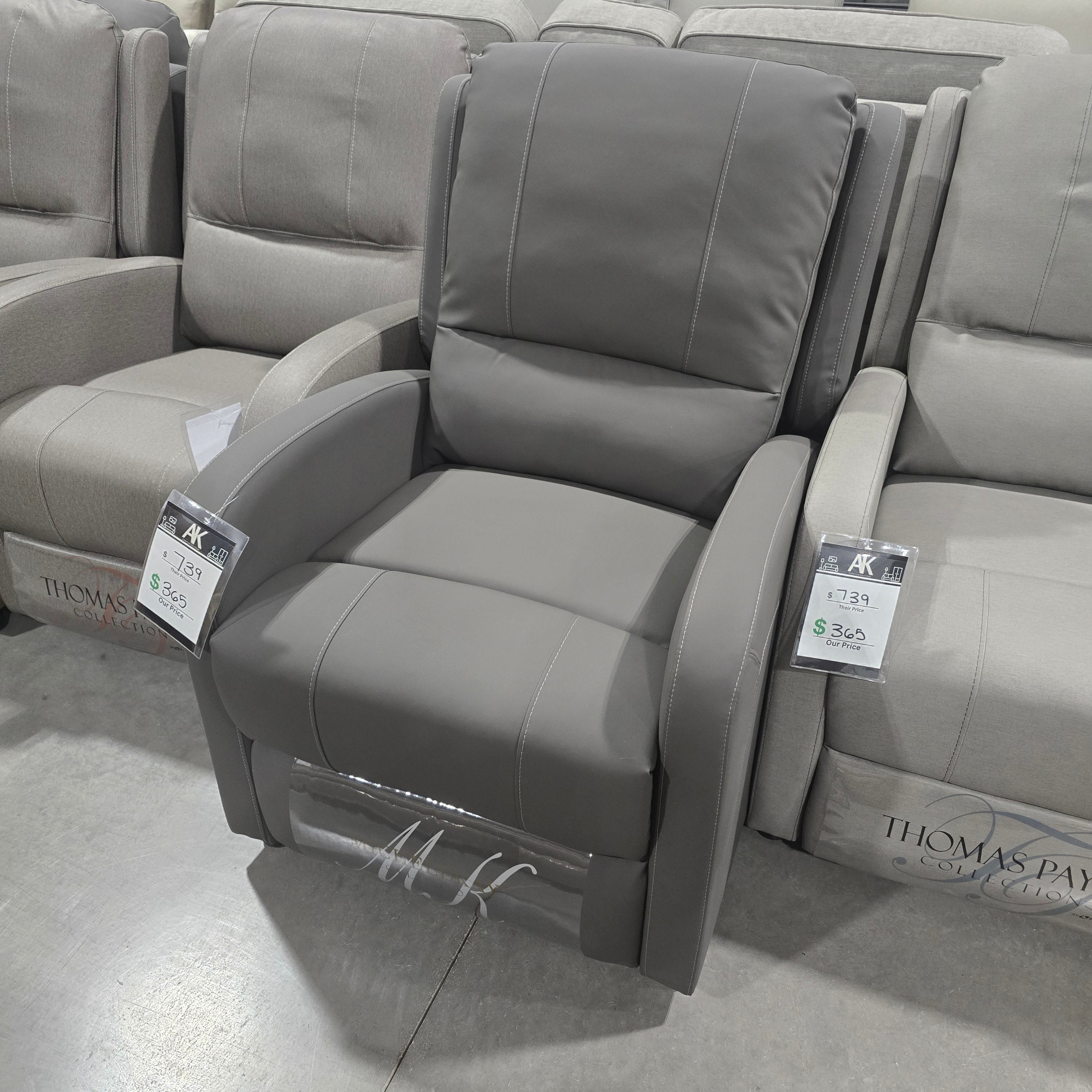 RV Pushback Recliner – Compact Camper Recliner