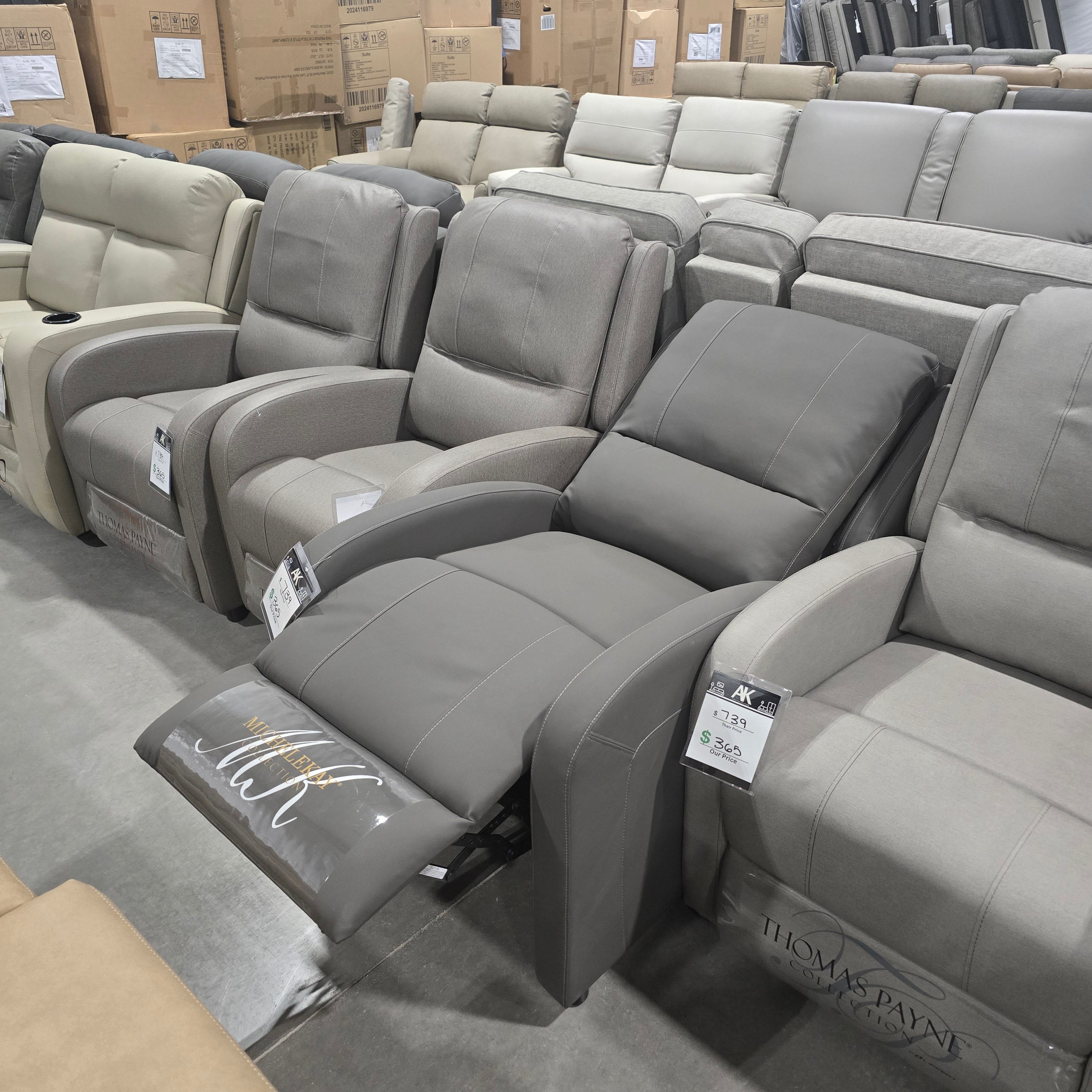 RV Pushback Recliner – Compact Camper Recliner