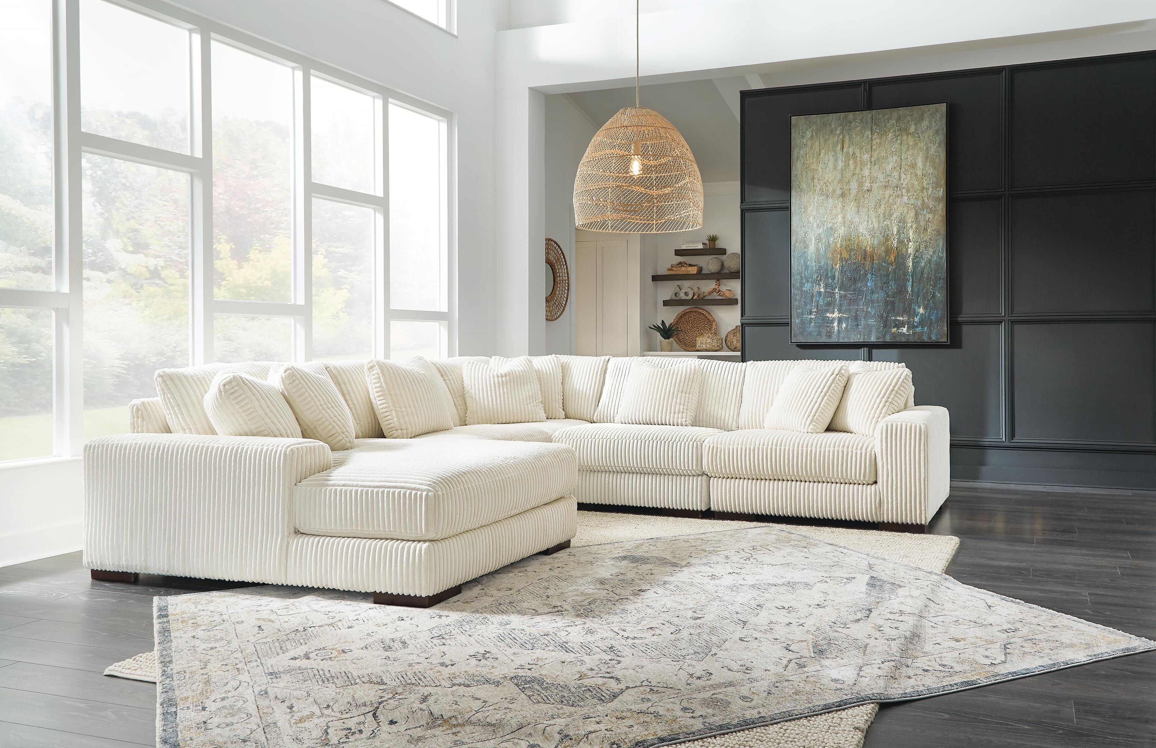 Lindyn 5-Piece Sectional with Chaise