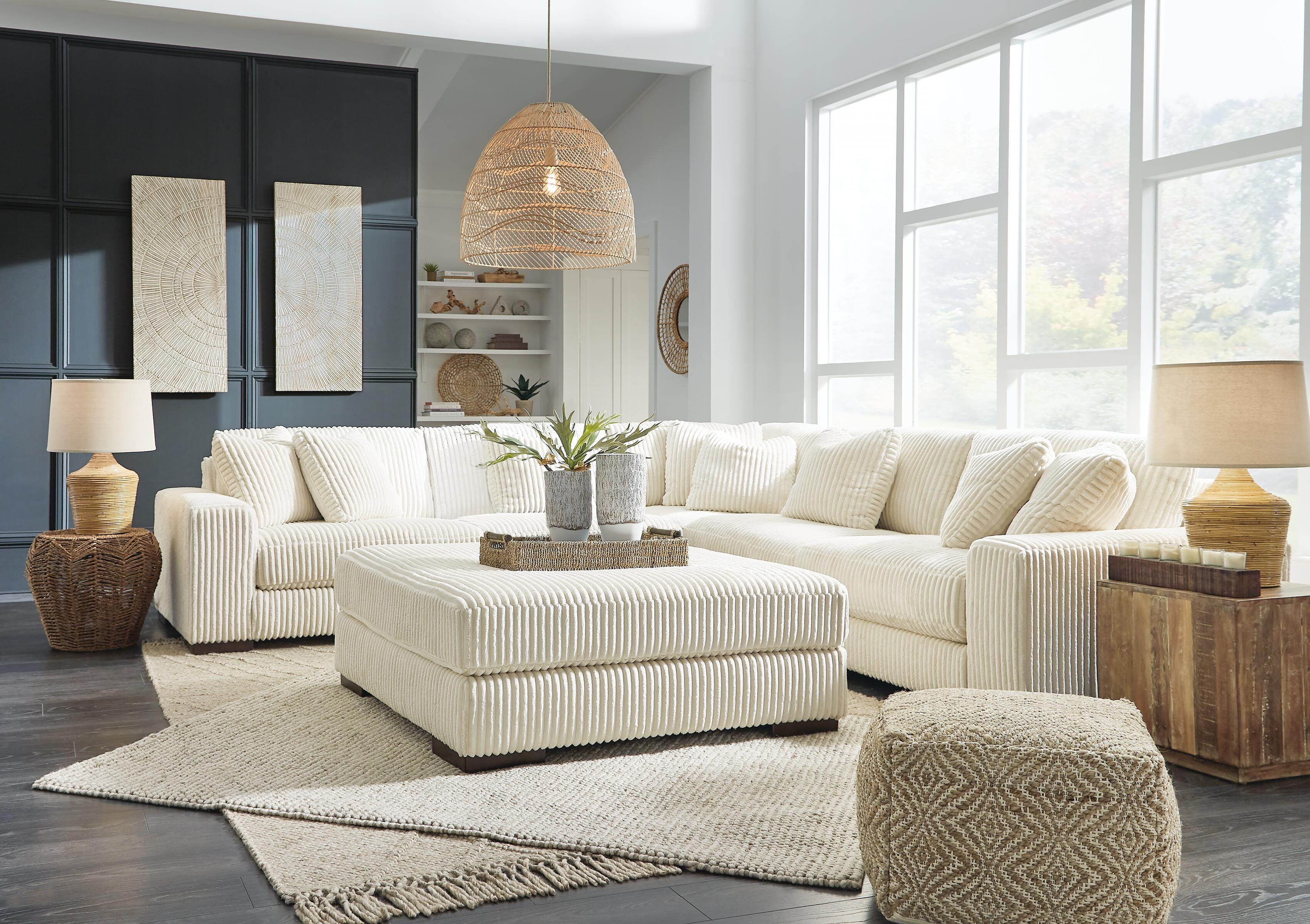 Lindyn 5-Piece Sectional with Ottoman