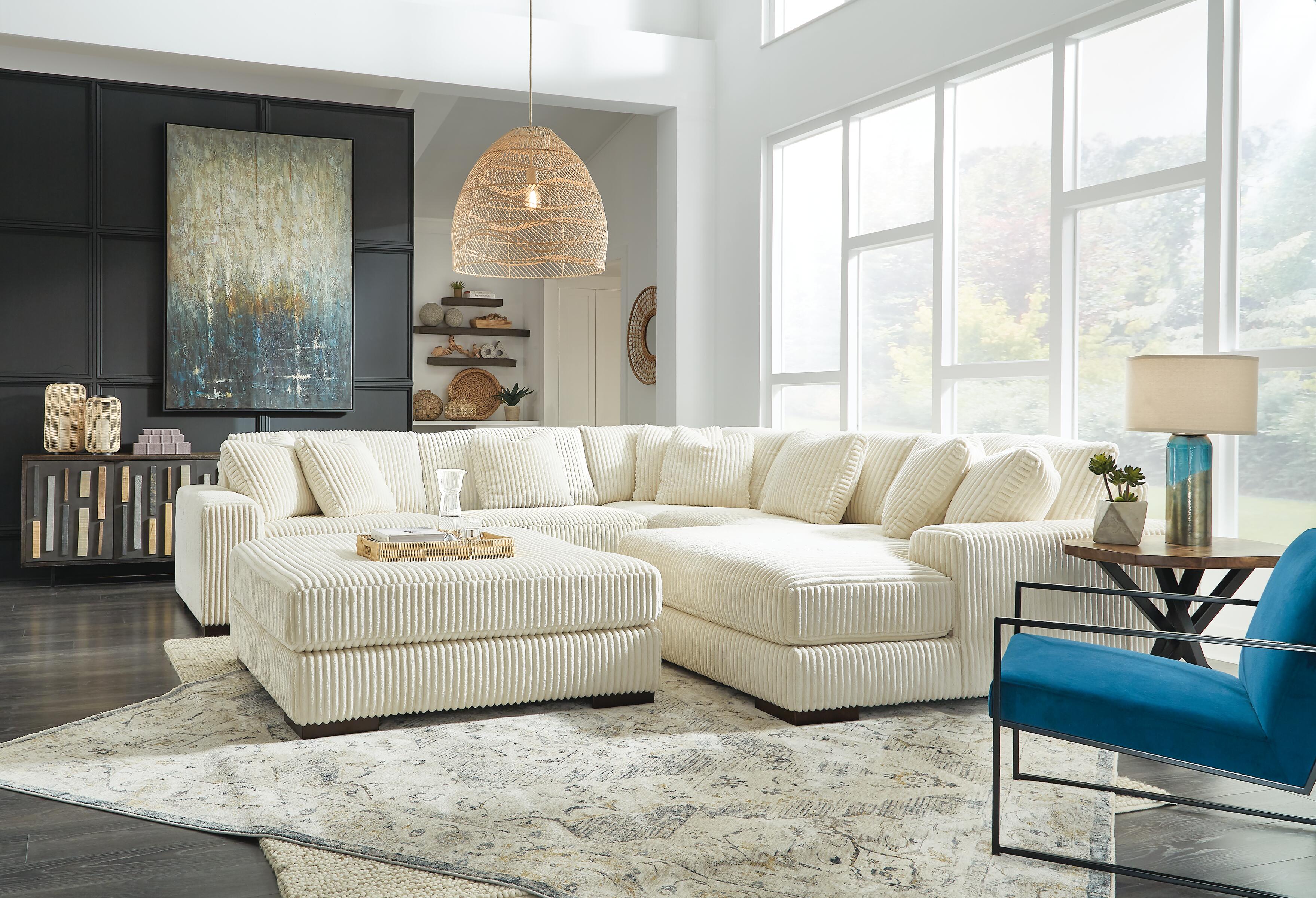 Lindyn 5-Piece Sectional and Ottoman
