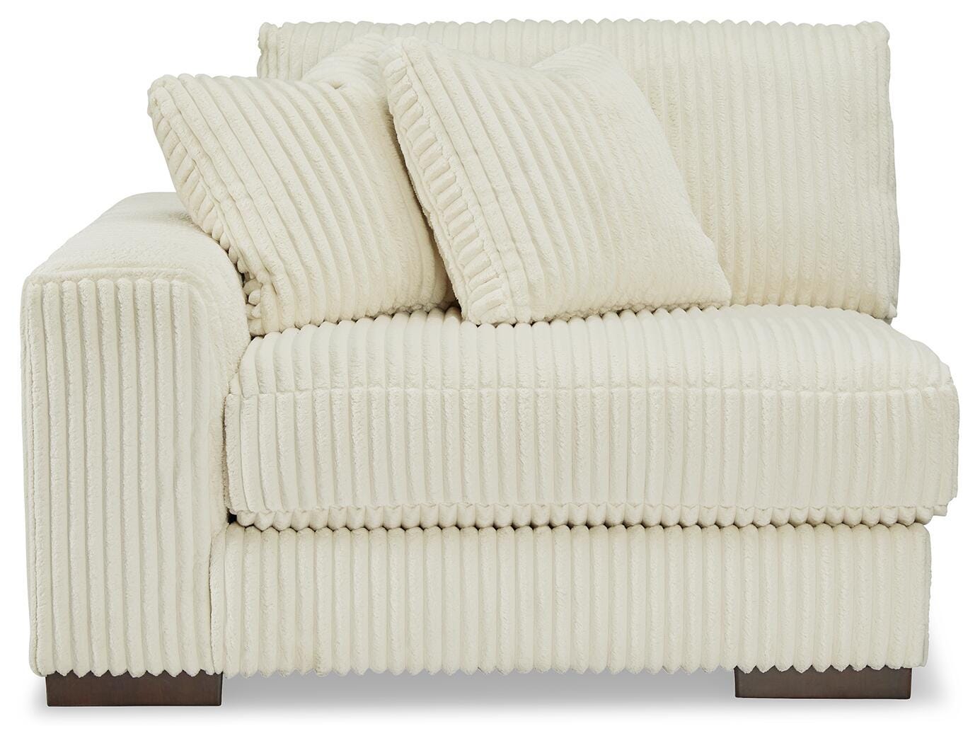 Lindyn 6-Piece Sectional with Ottoman