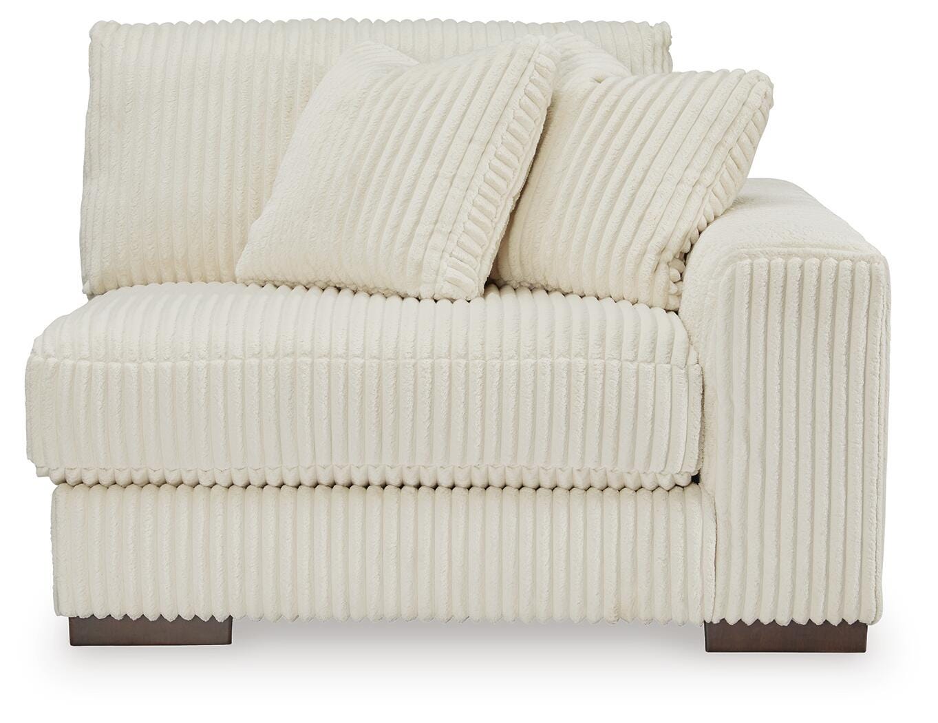 Lindyn 4-Piece Sectional with Chaise