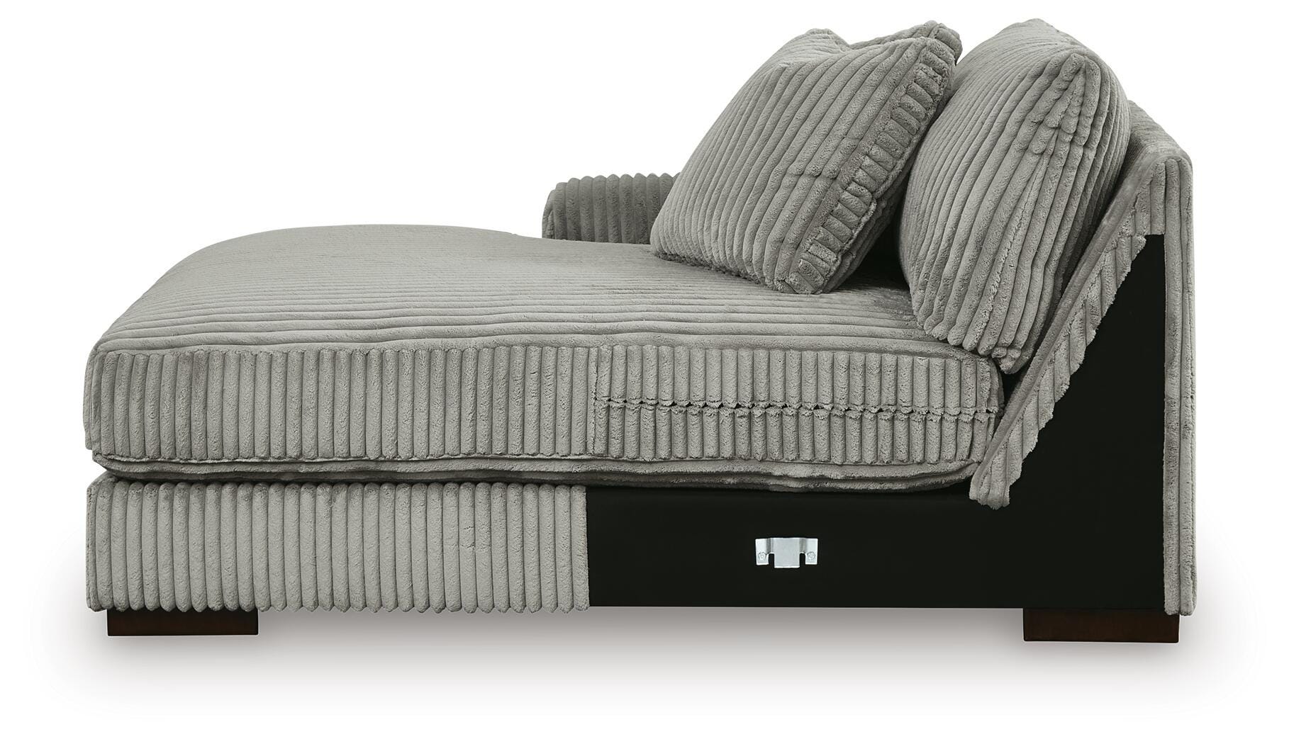 Lindyn 4-Piece Sectional, Chair and Ottoman