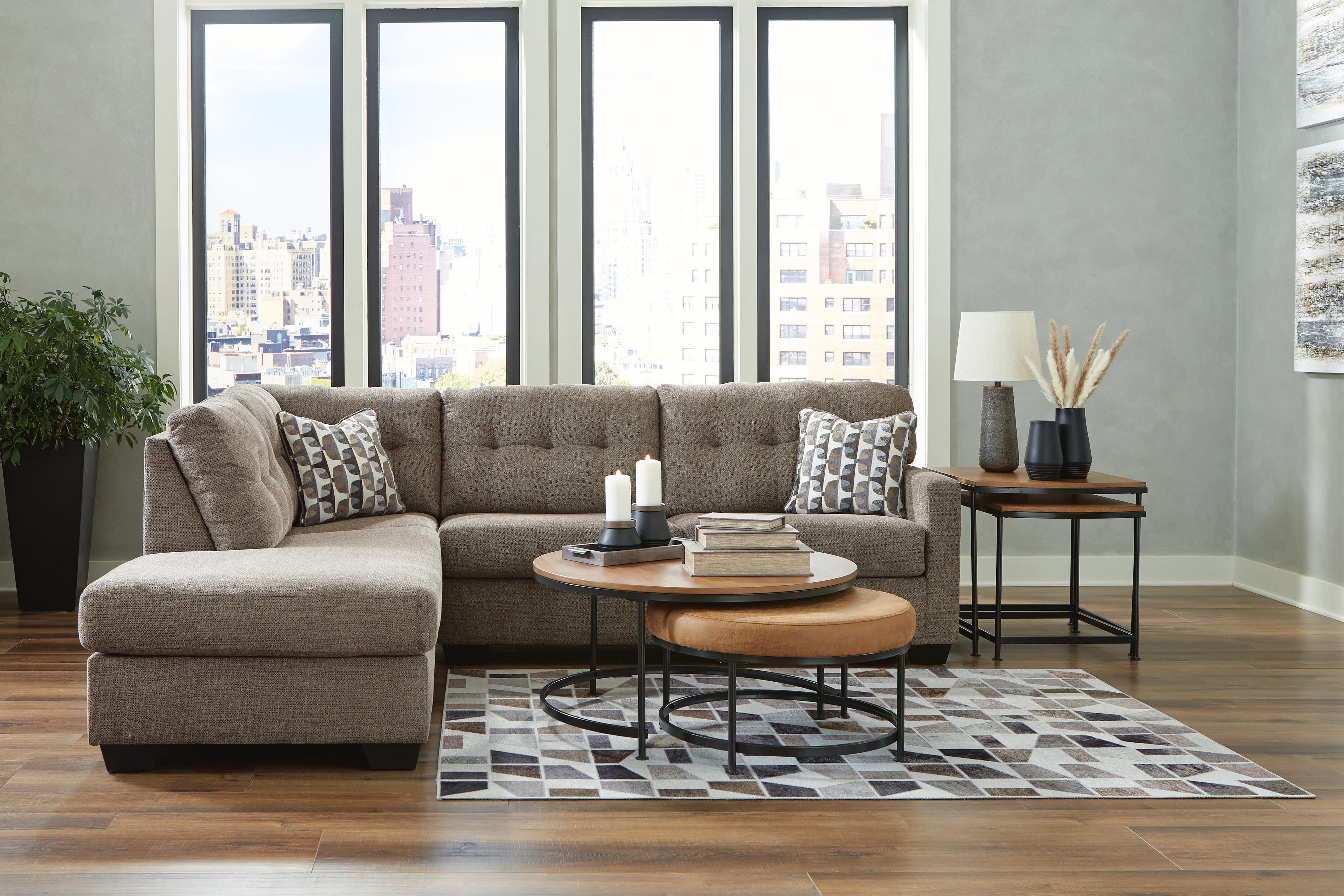 Mahoney 2-Piece Sectional with Chaise