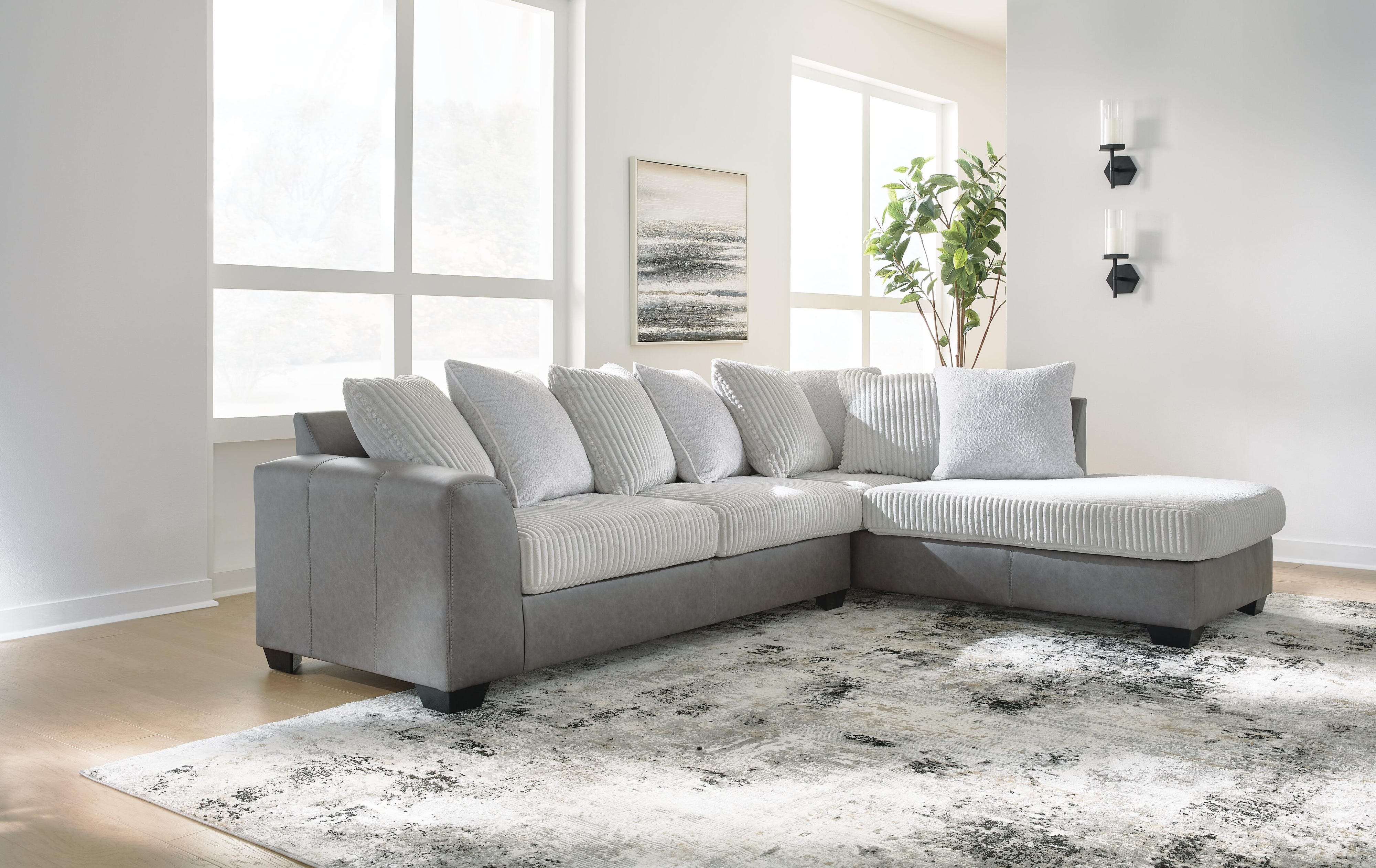 Clairette Court 2-Piece Sectional with Chaise
