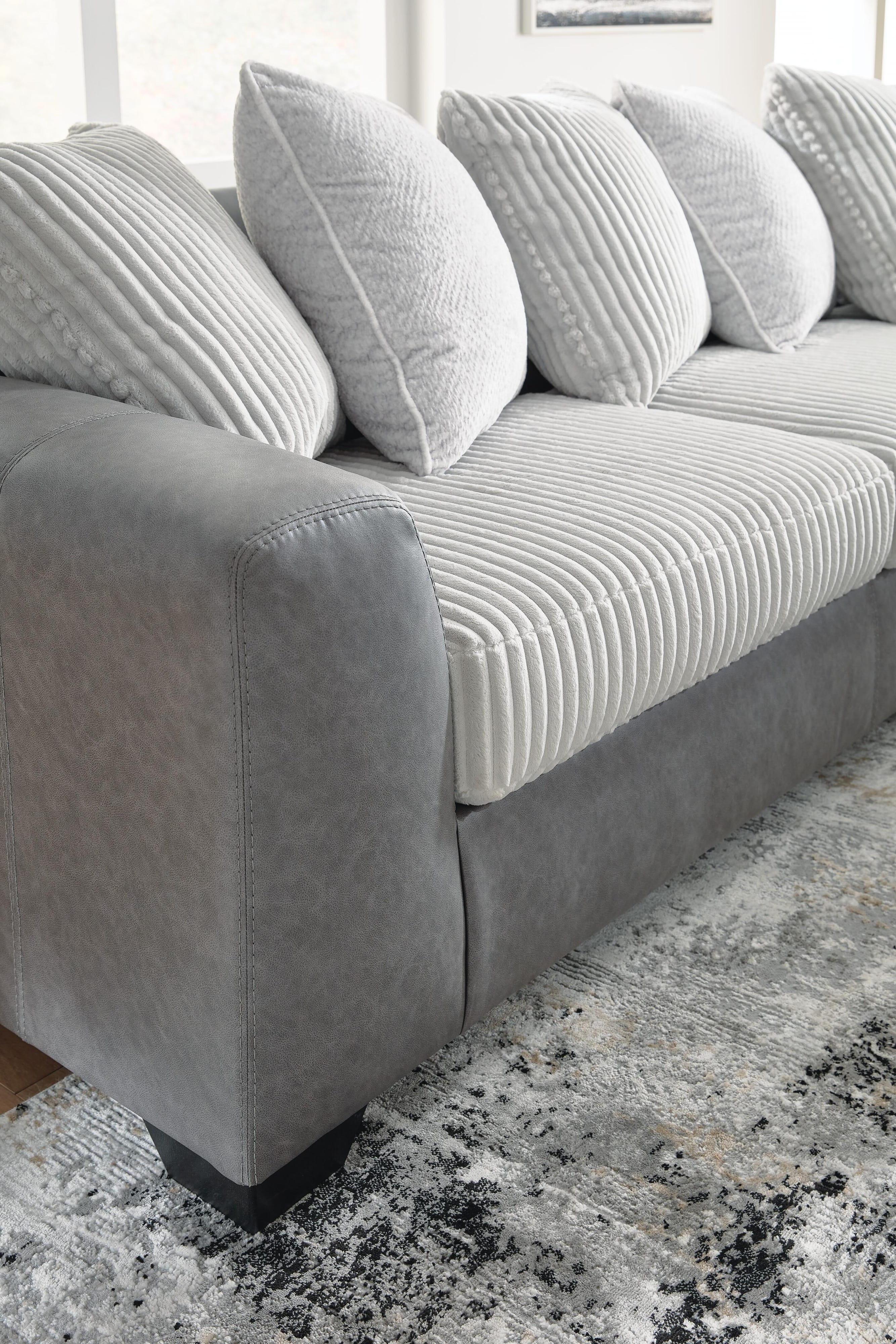 Clairette Court 2-Piece Sectional with Chaise
