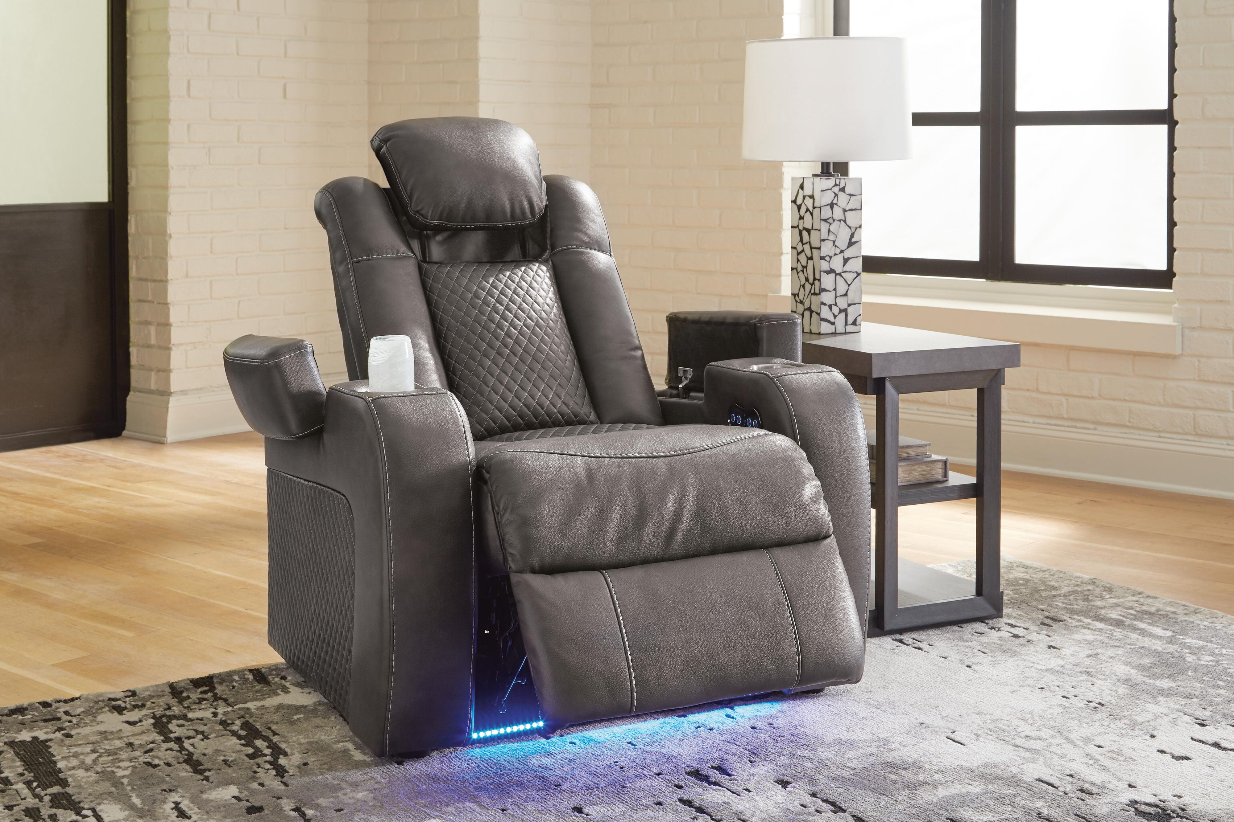 Fyne-Dyme Power Sofa, Loveseat and Recliner