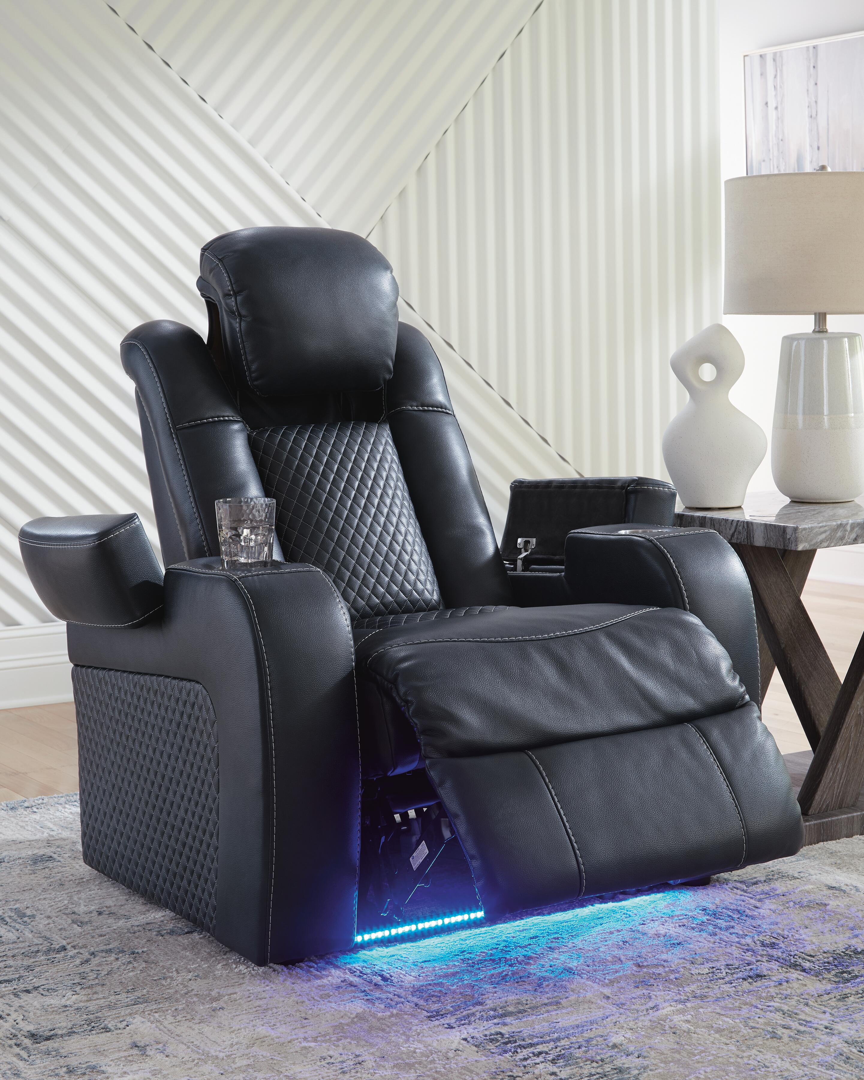 Fyne-Dyme Power Sofa, Loveseat and Recliner