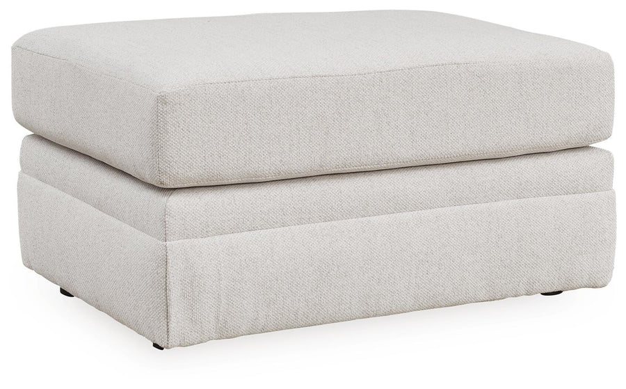 Maitelynn Ottoman