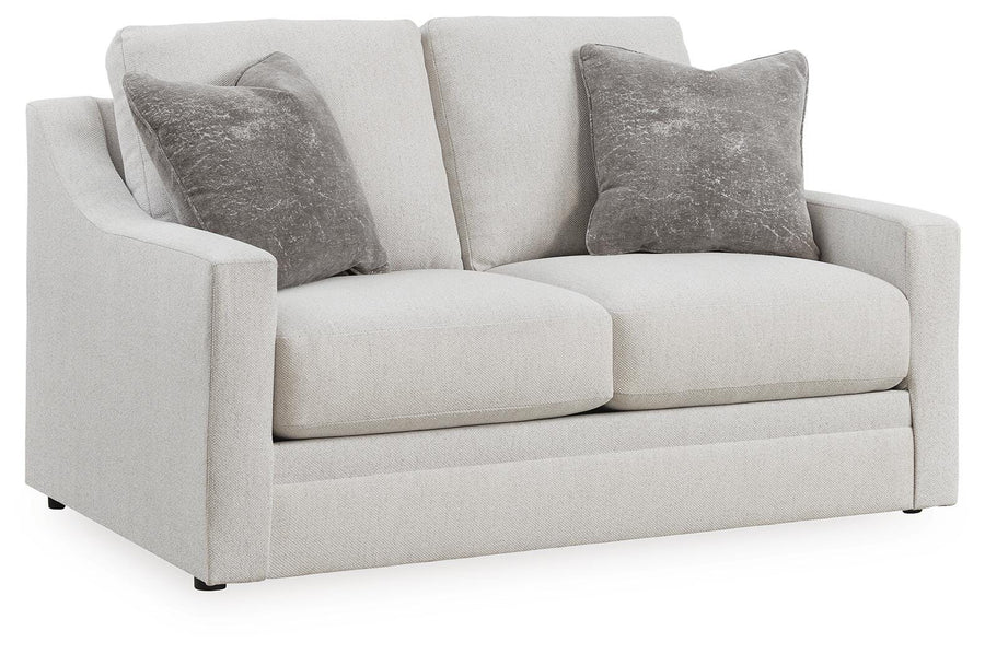 Maitelynn Loveseat