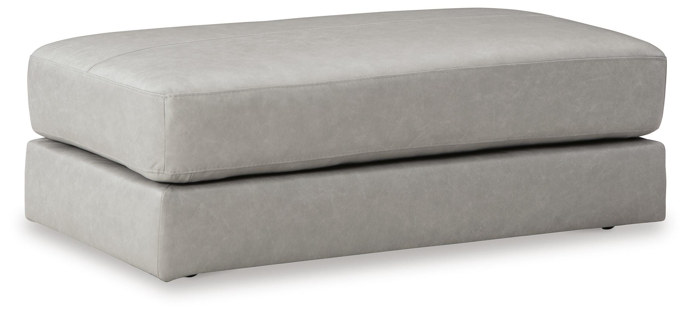 Amiata 2-Piece Sectional with Ottoman