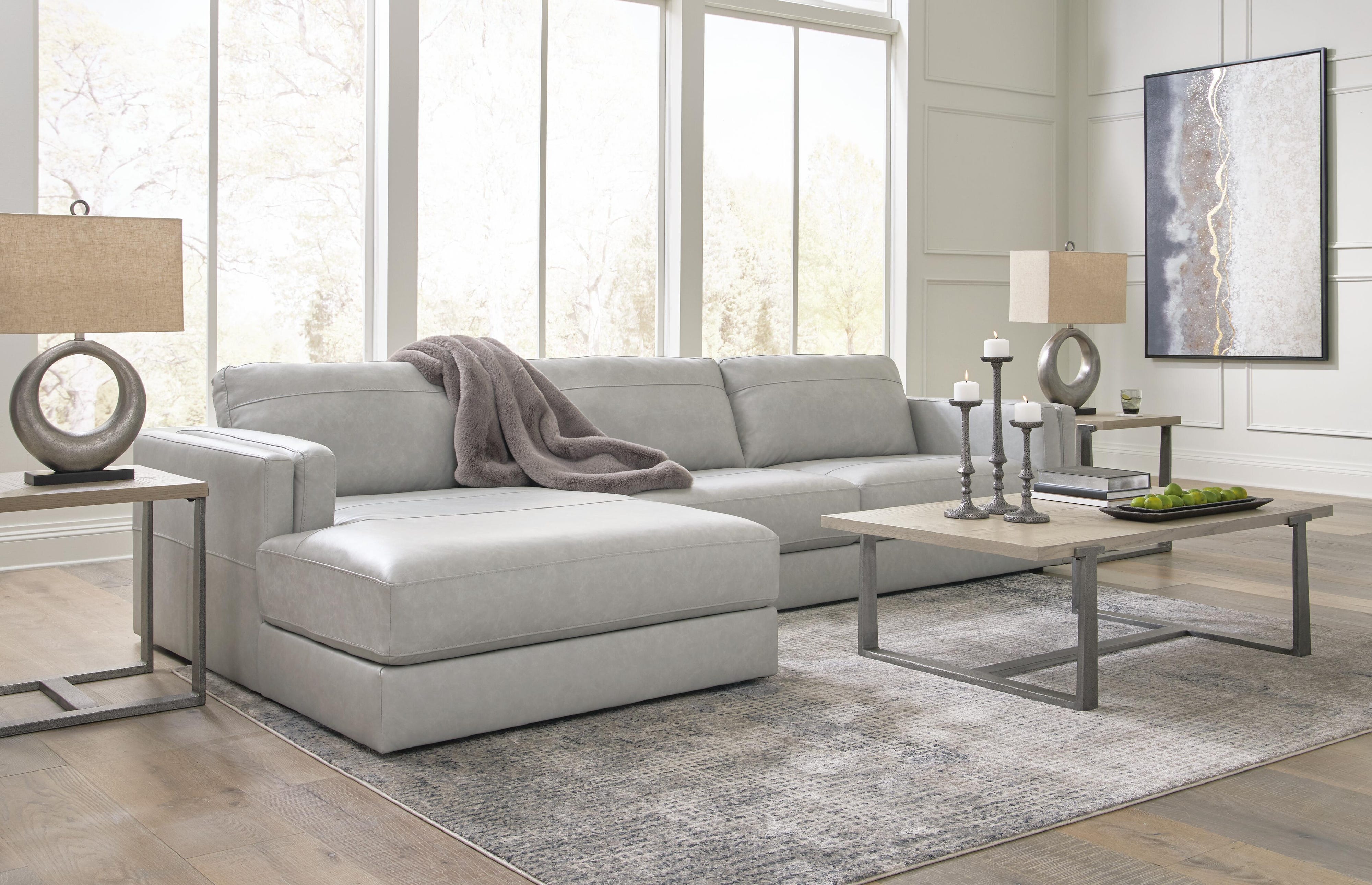Amiata 2-Piece Sectional with Chaise