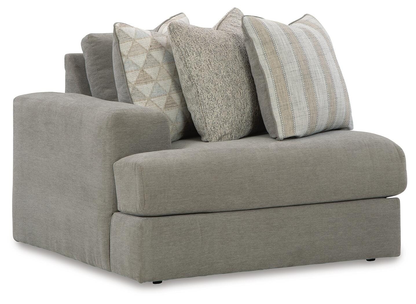 Avaliyah 4-Piece Sectional with Chaise