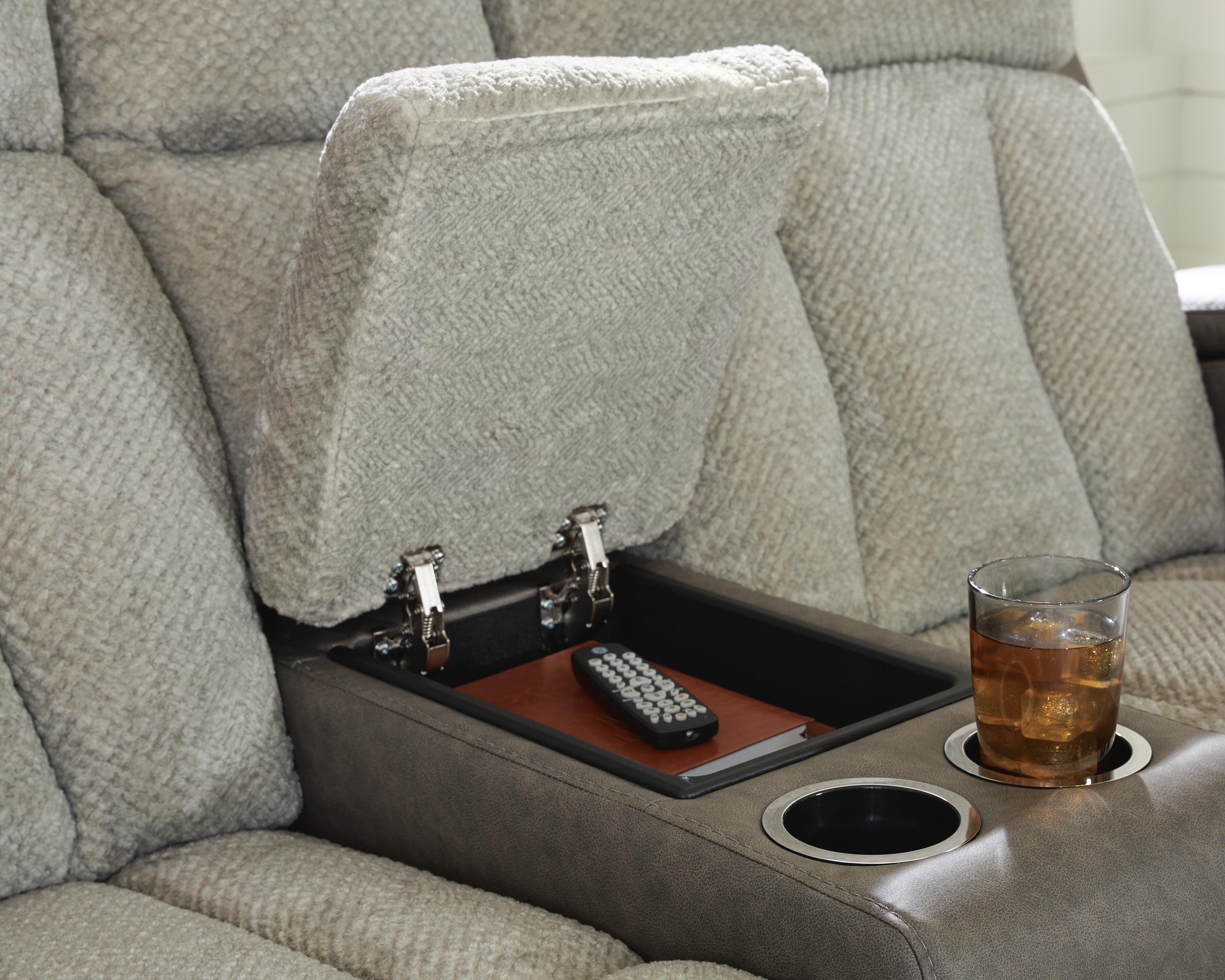 Branthorpe Power Reclining Loveseat with Console