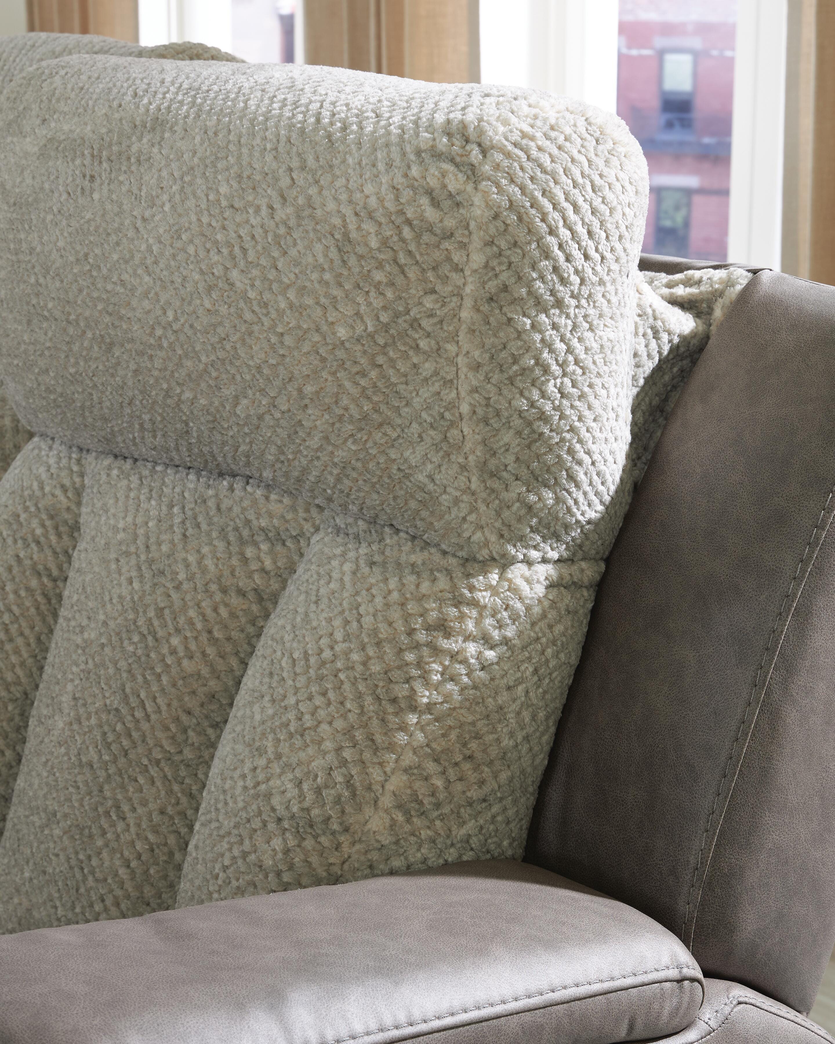 Branthorpe Power Reclining Sofa