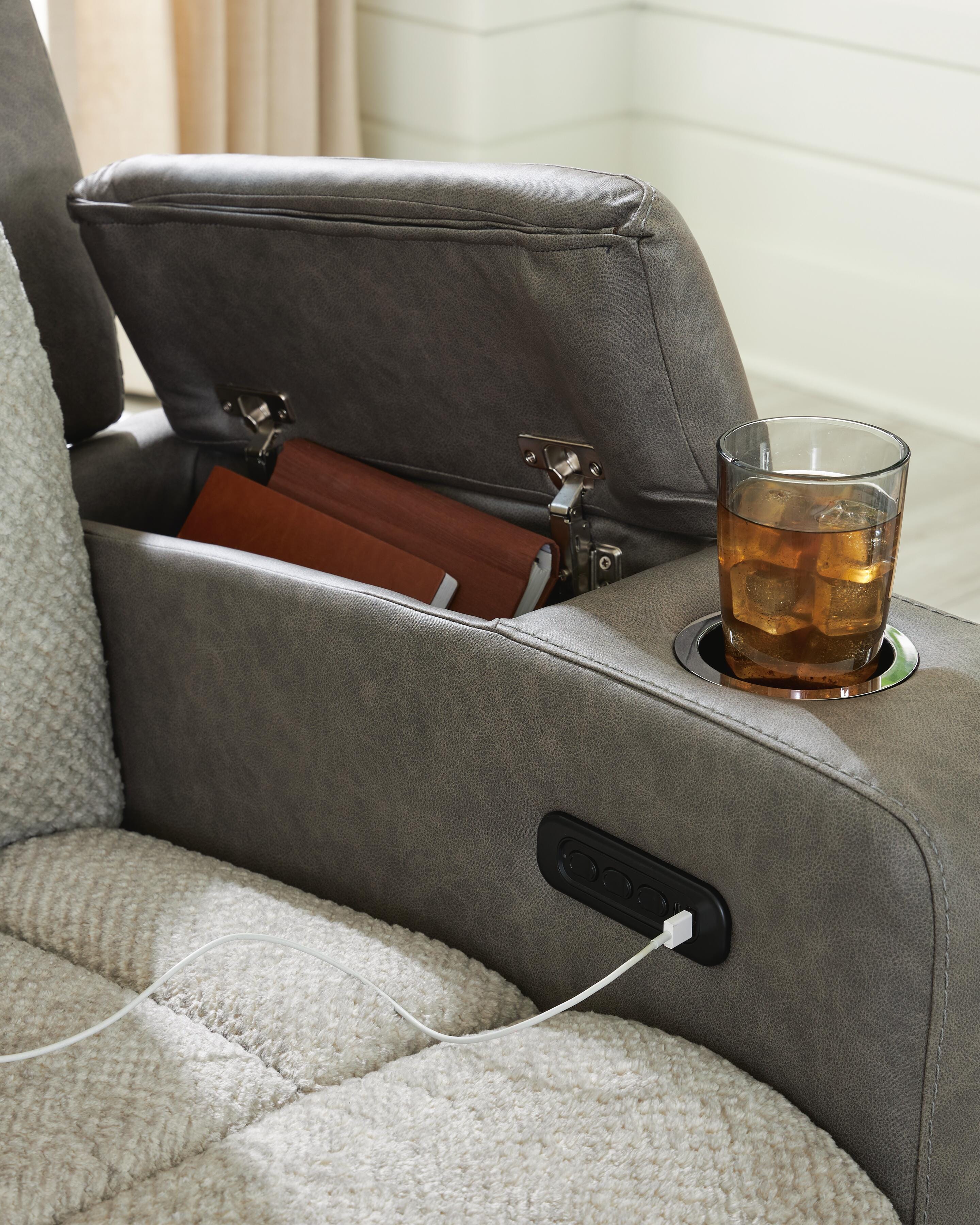 Branthorpe Power Reclining Sofa