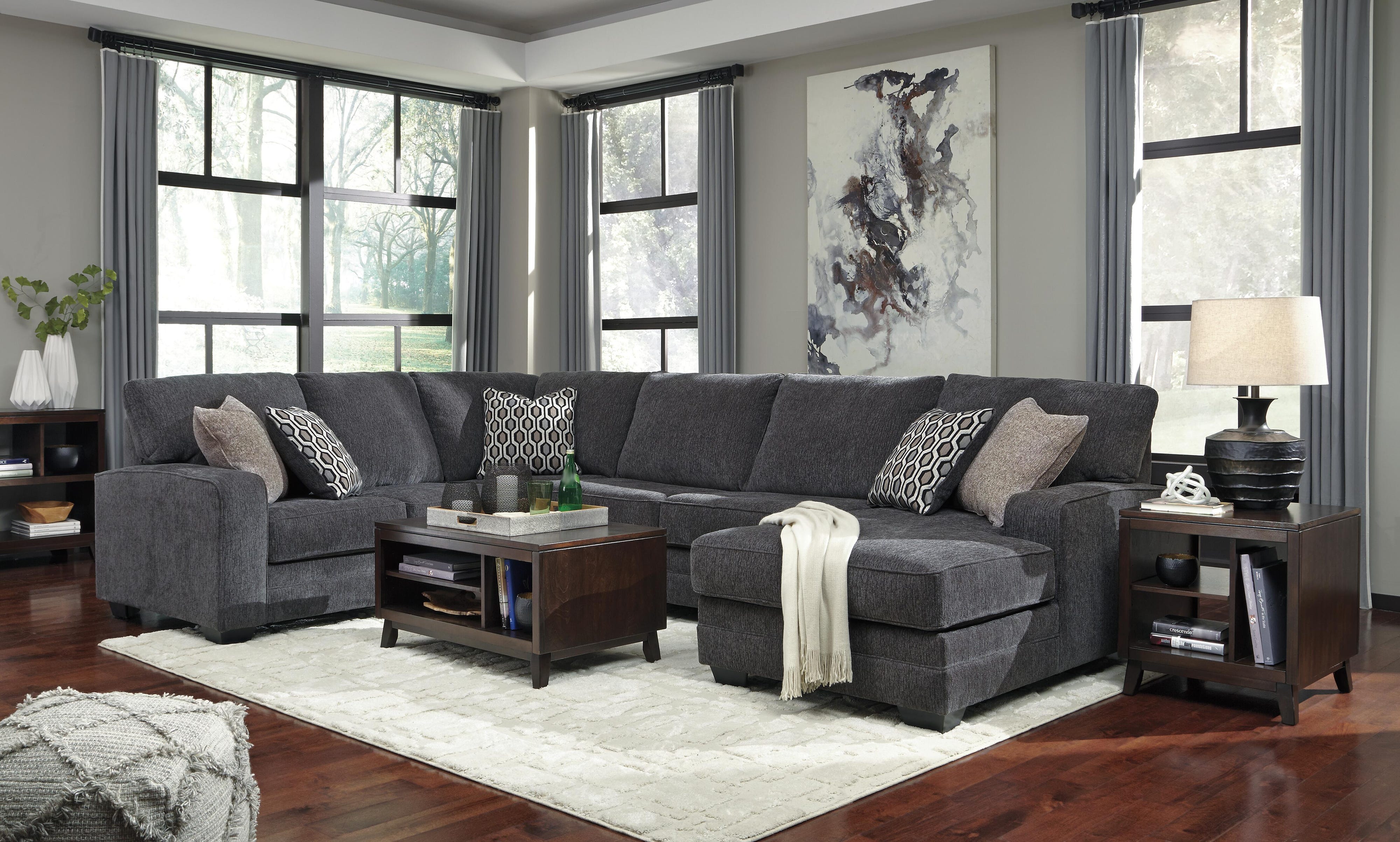Tracling 3-Piece Sectional with Chaise