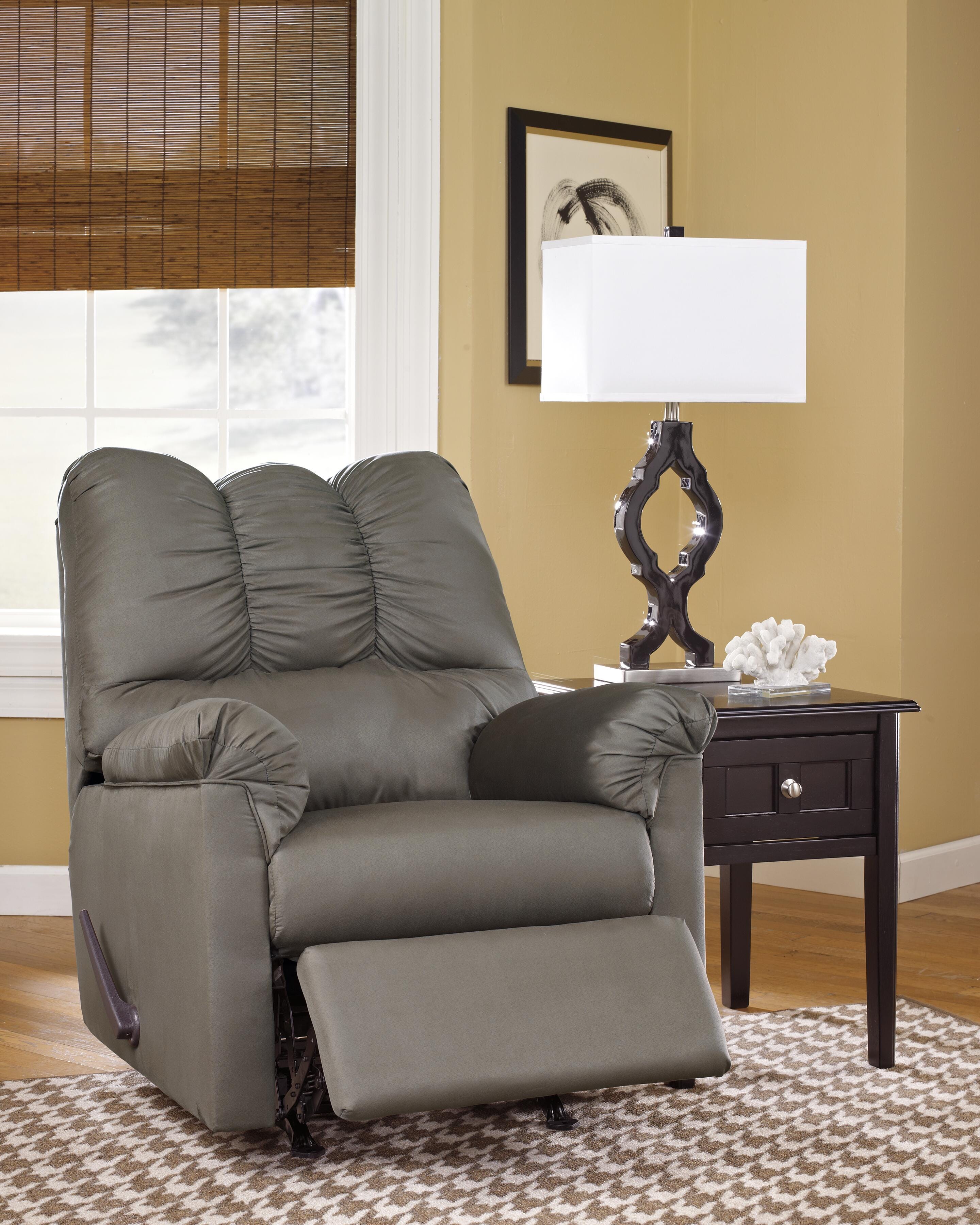 Darcy Sofa, Loveseat and Recliner