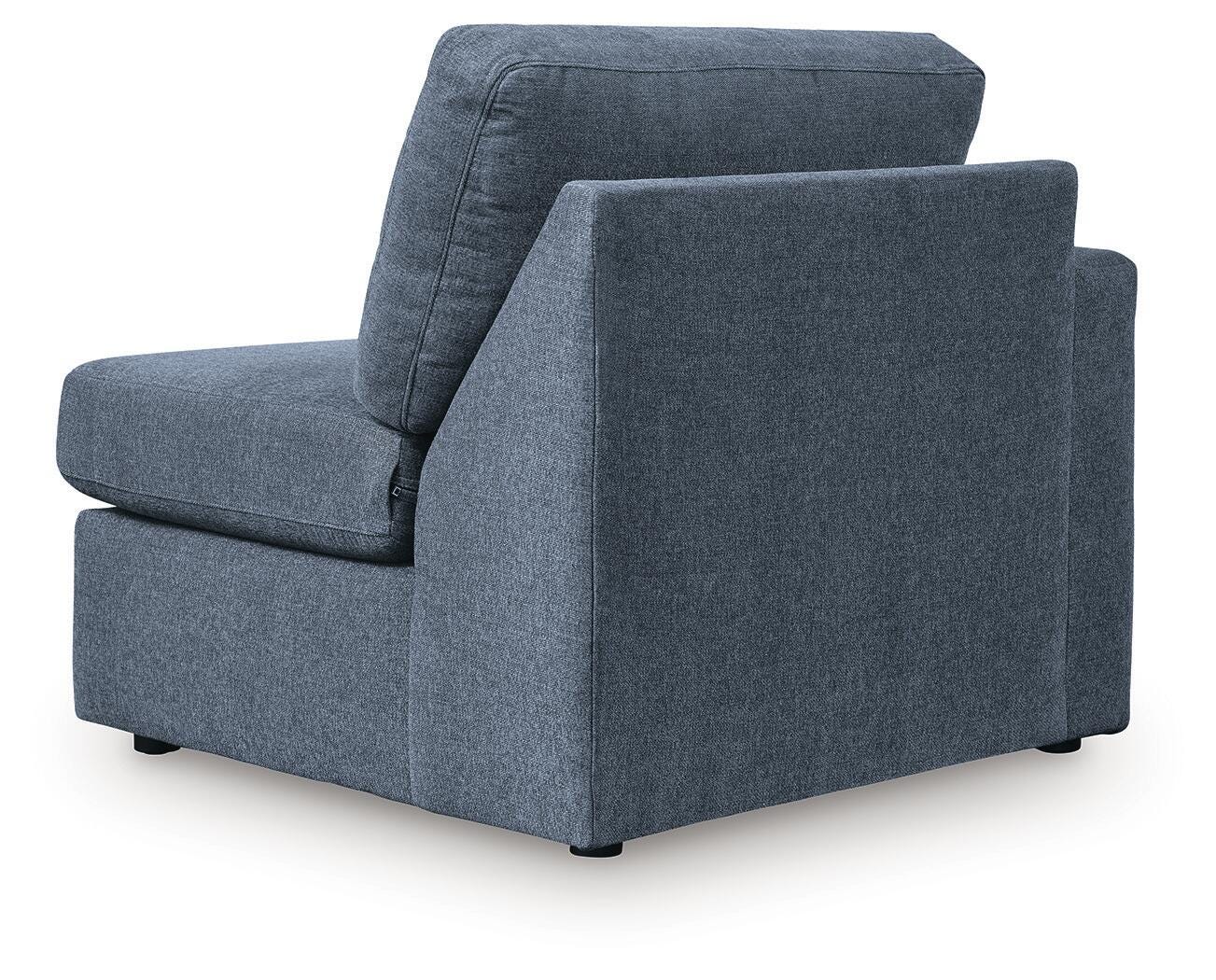 Modmax 3-Piece Sectional and 2 Ottomans
