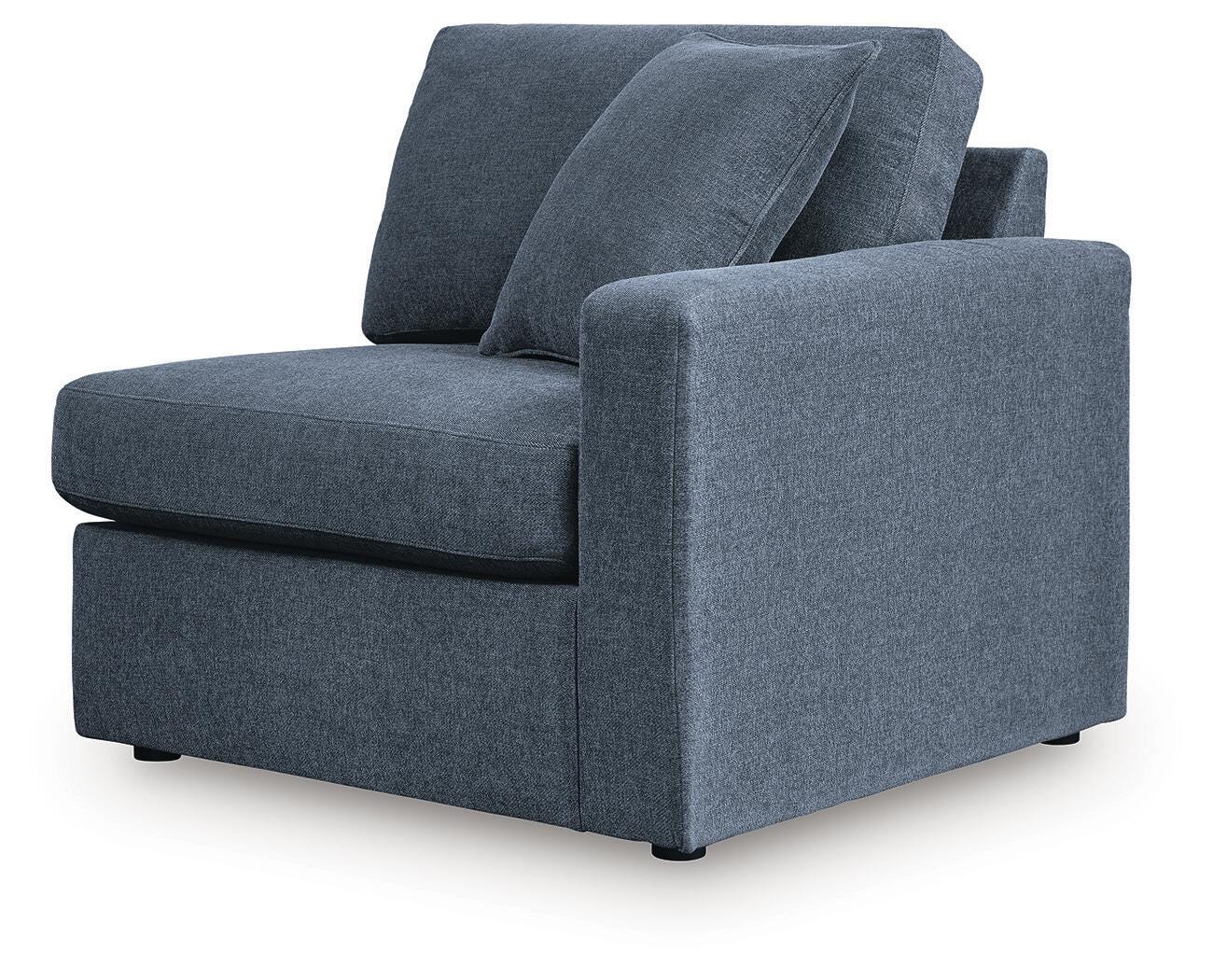 Modmax 3-Piece Sectional and 2 Ottomans