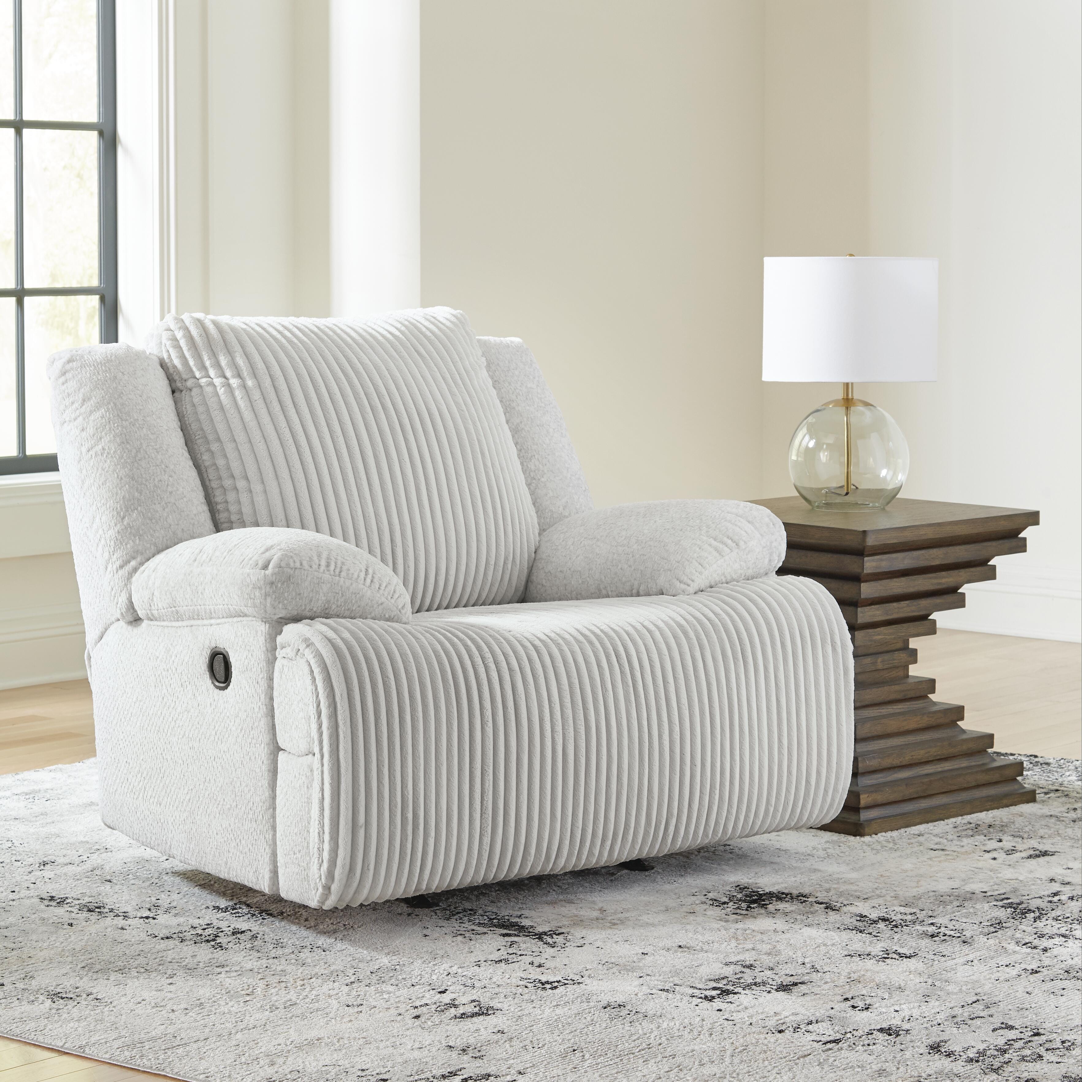 Top Tier 3-Piece Reclining Sectional and 2 Recliners