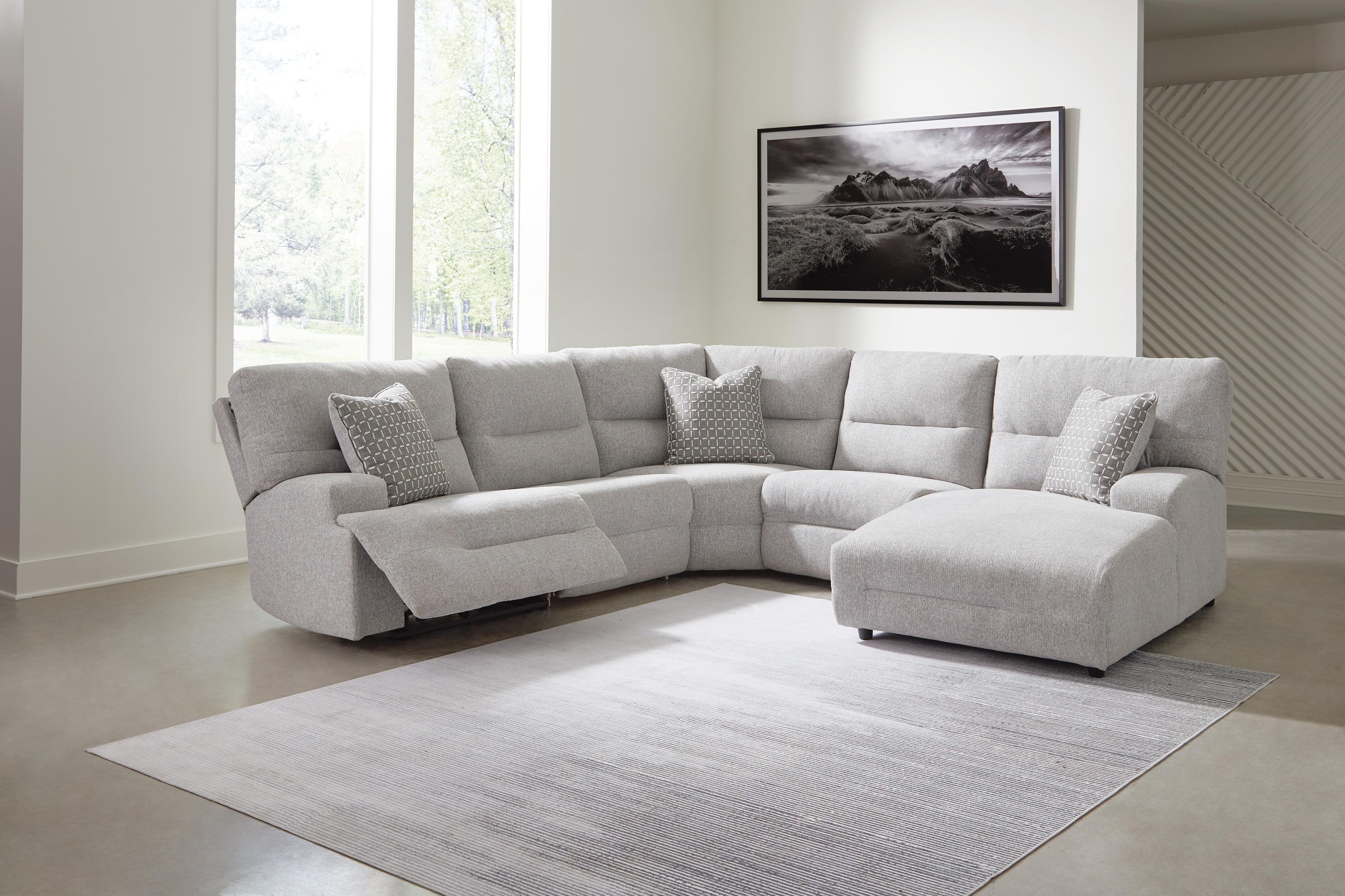 Parkly Place 5-Piece Power Reclining Sectional with Chaise