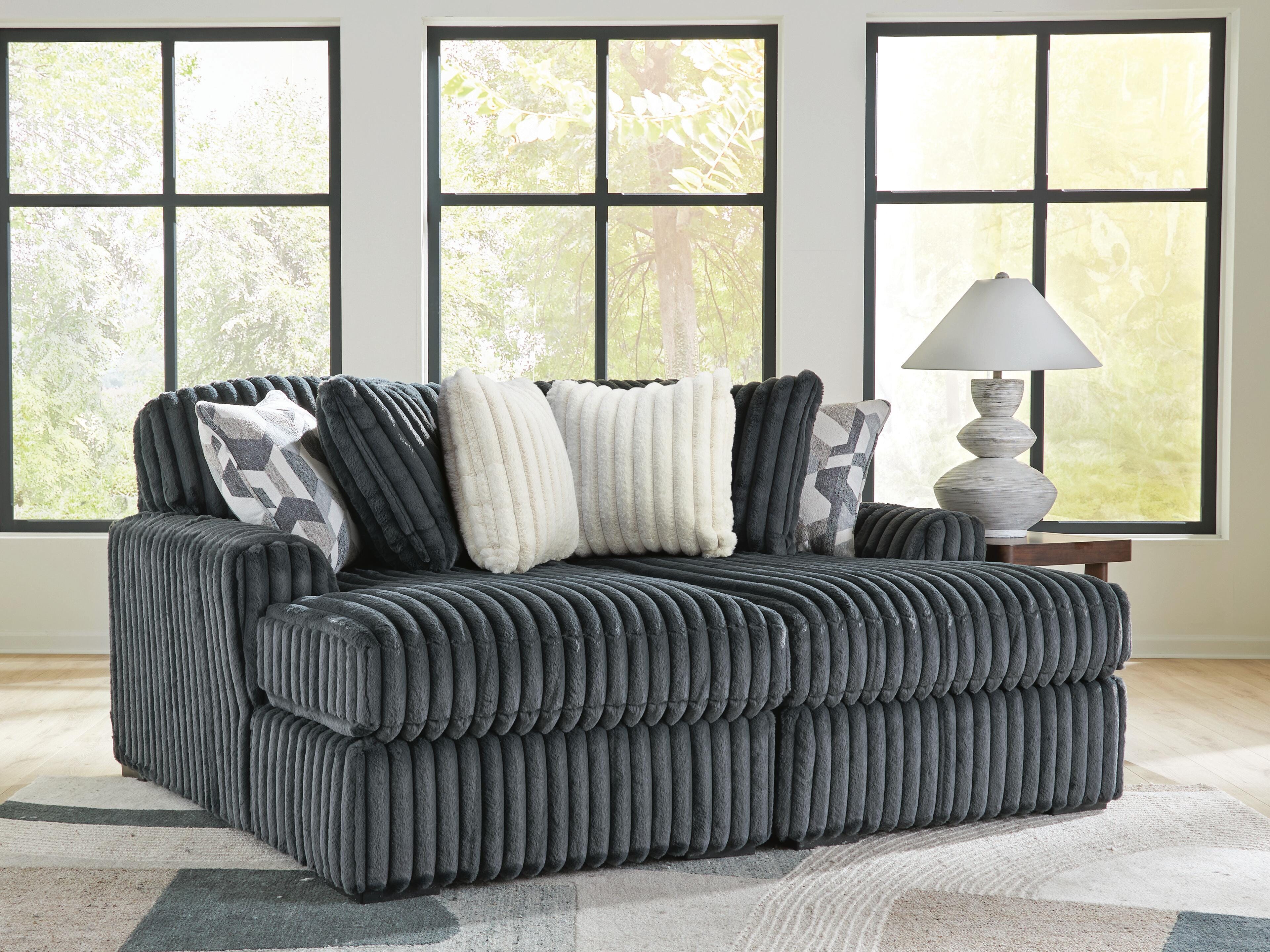 Midnight-Madness Super Chaise
