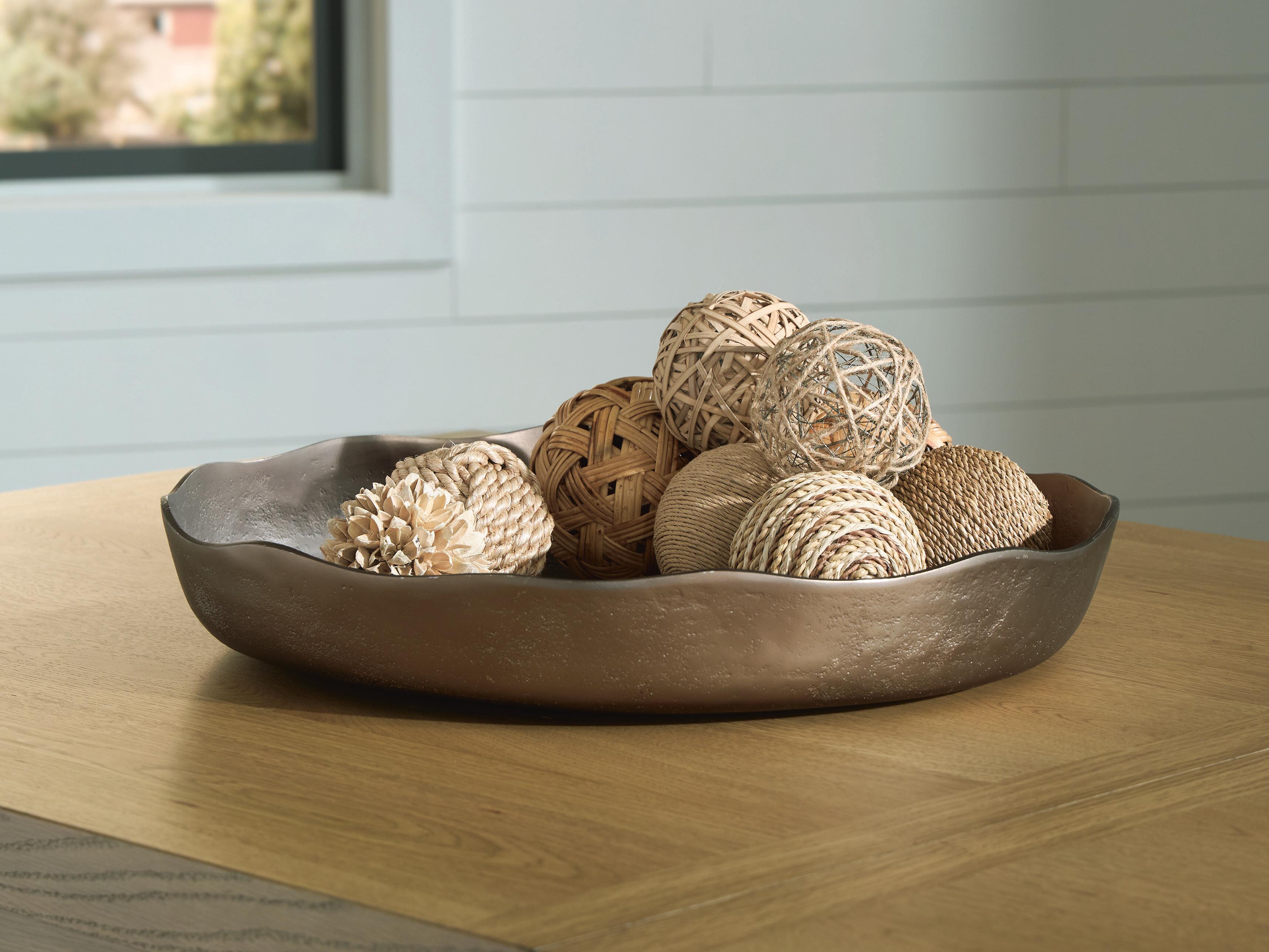 Wallmen Tray