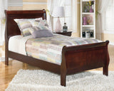 Alisdair Sleigh Bed with 2 Nightstands