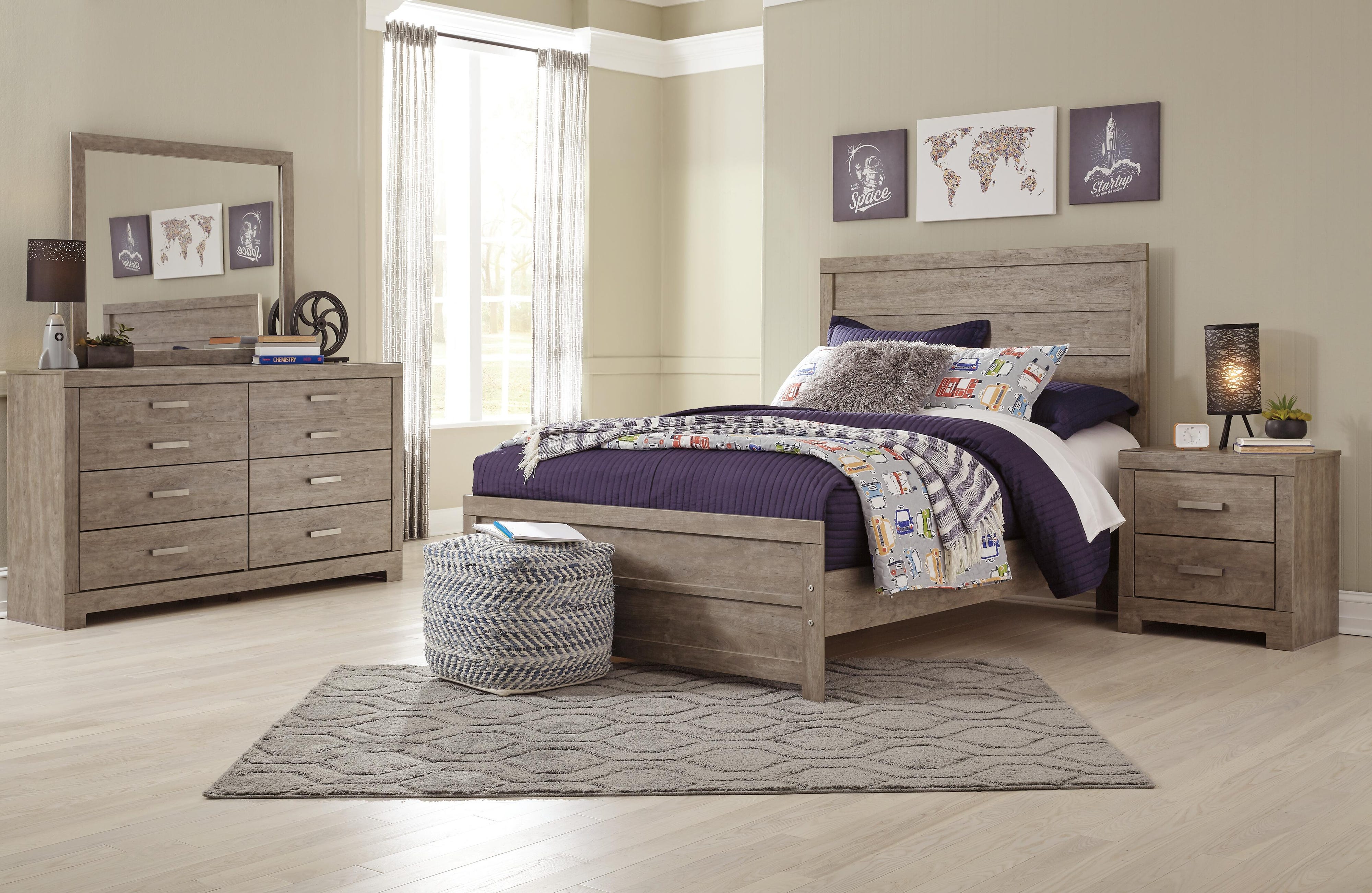 Culverbach Panel Bed with Mirrored Dresser and 2 Nightstands