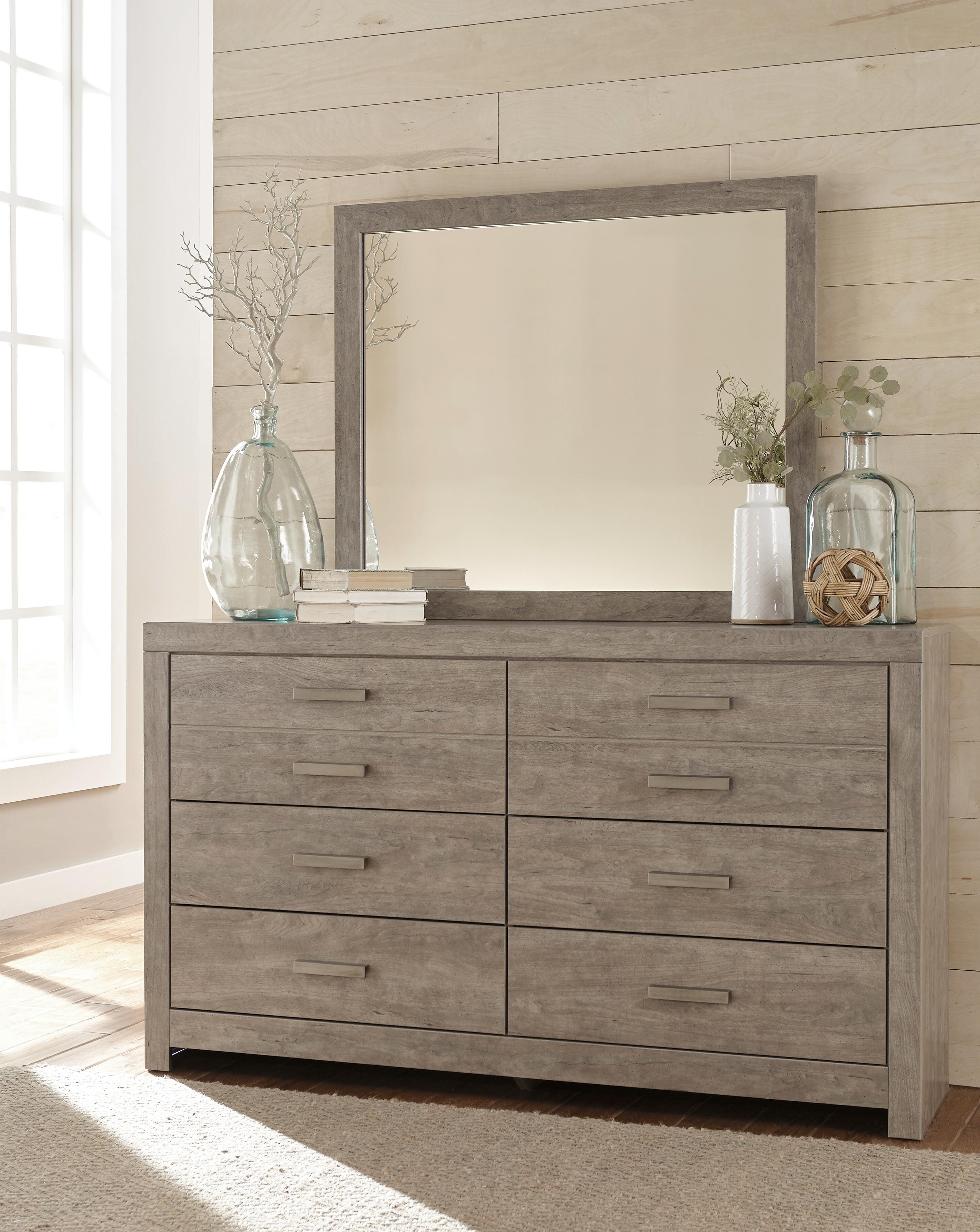 Culverbach Panel Bed with Mirrored Dresser and 2 Nightstands