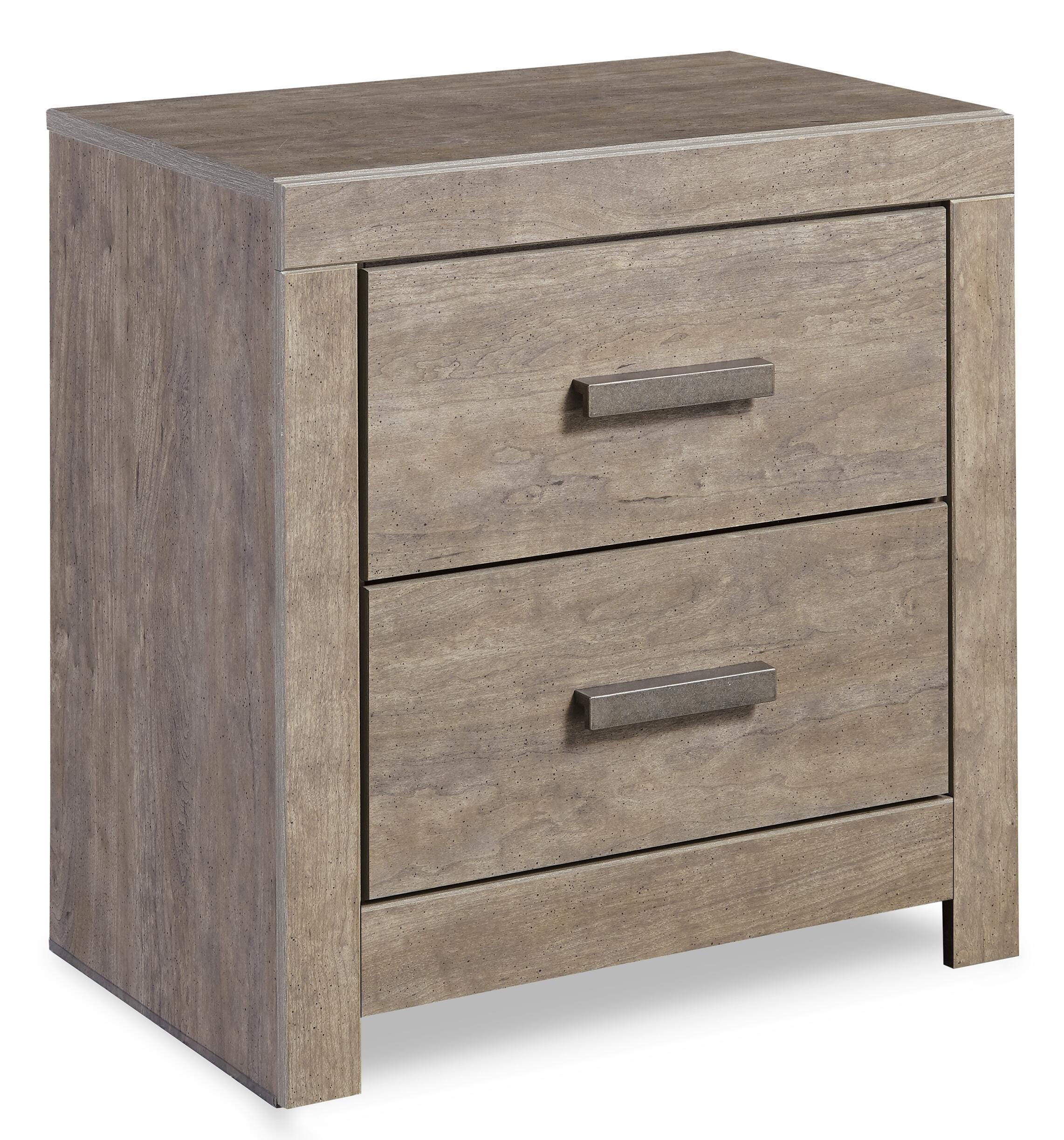 Culverbach Panel Bed with 2 Nightstands