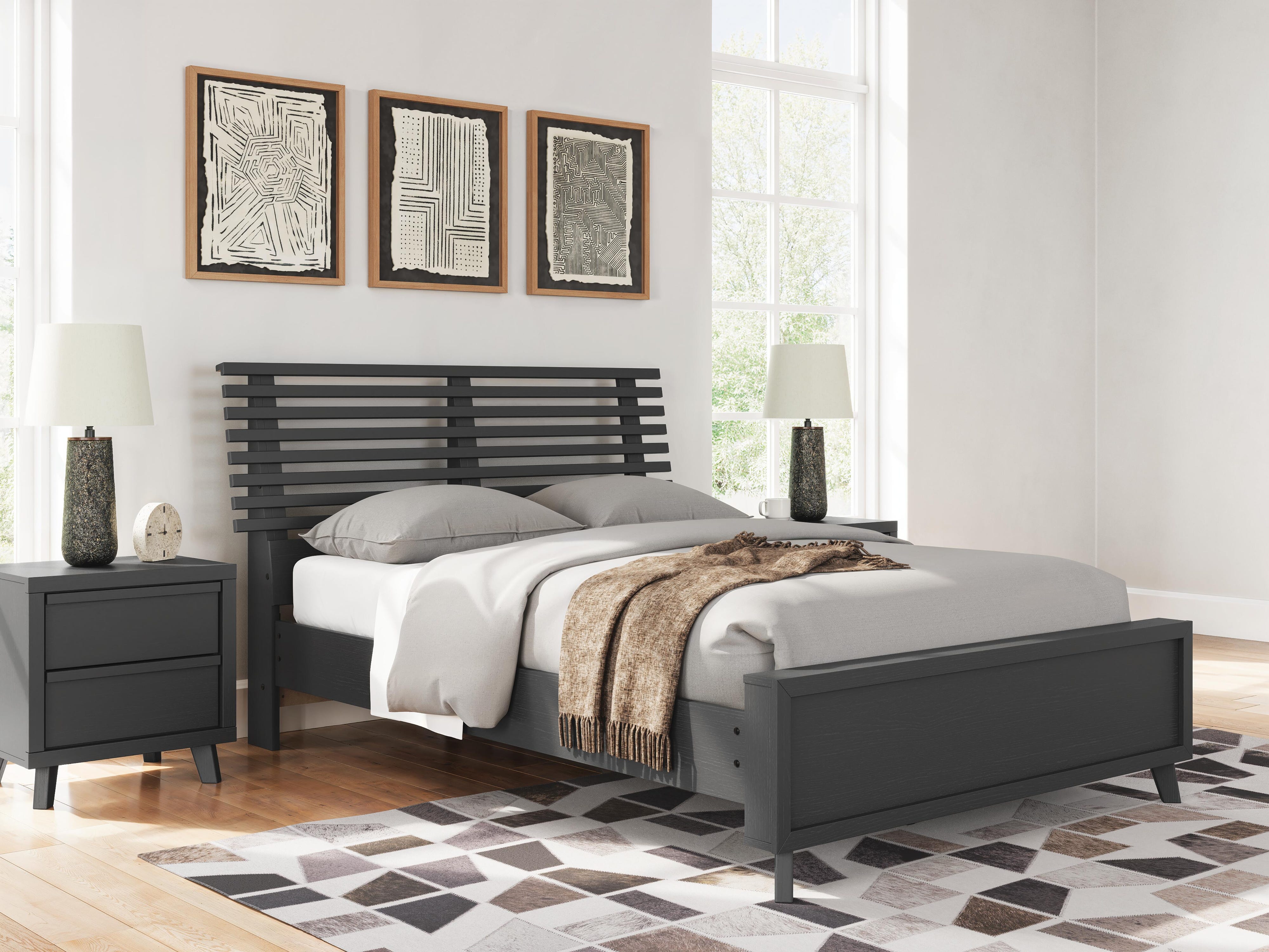 Danziar Slat Panel Bed