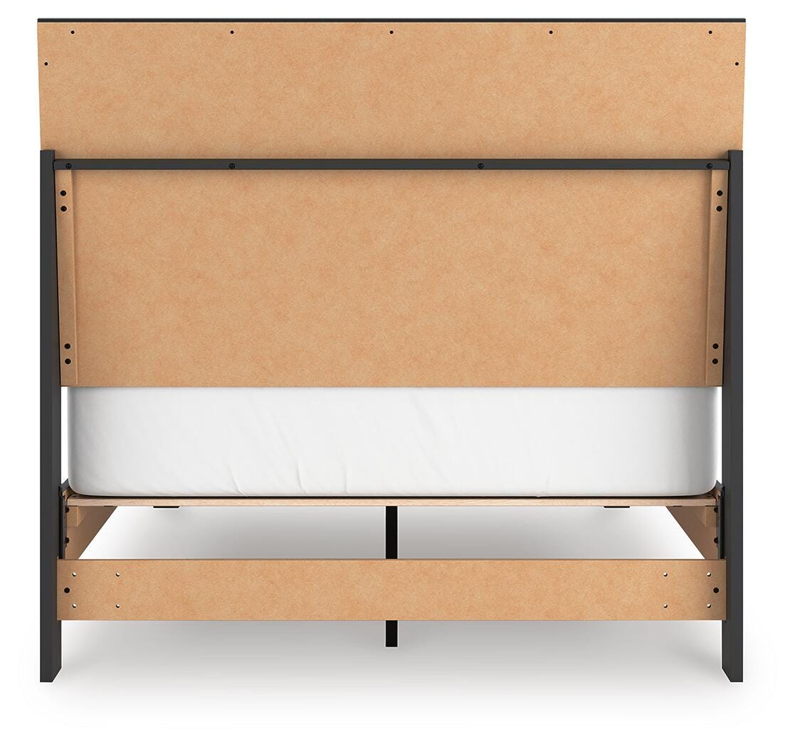 Danziar Panel Bed
