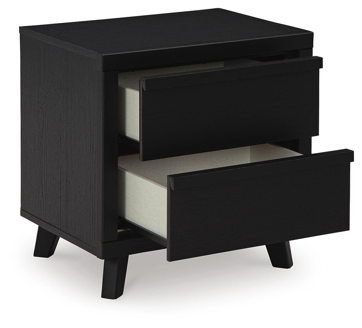 Danziar Panel Bed, 2 Dressers and Nightstand