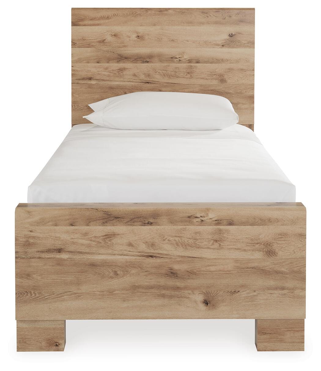 Hyanna Panel Bed