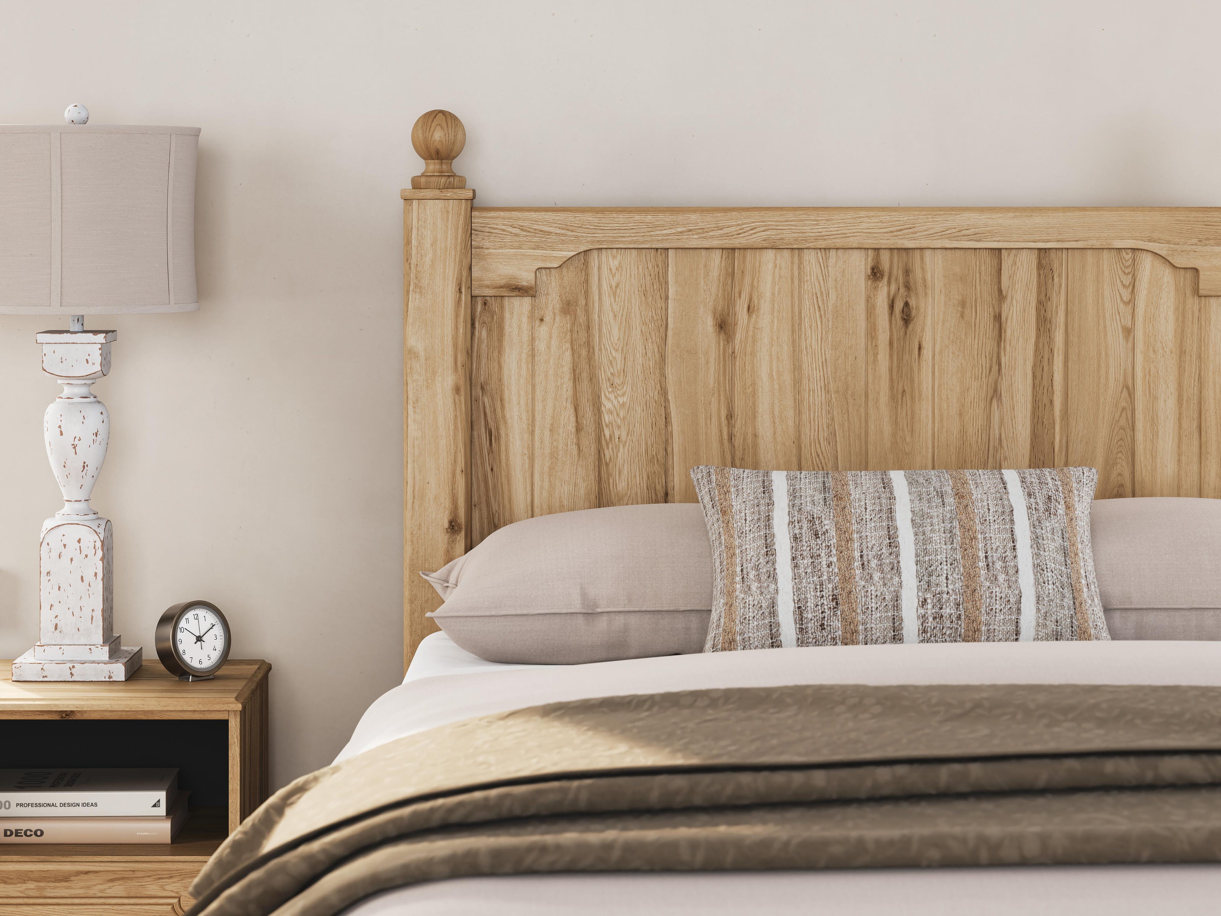 Aleaport Panel Bed with Dresser and Nightstand