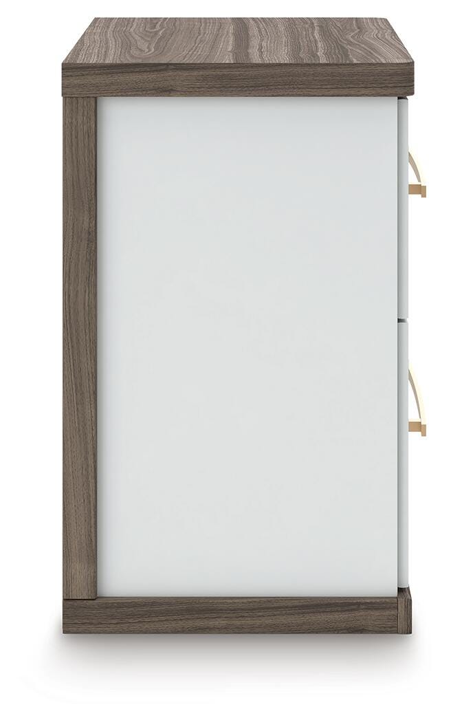 Kendanport Upholstered Bed, Dresser and Nightstand