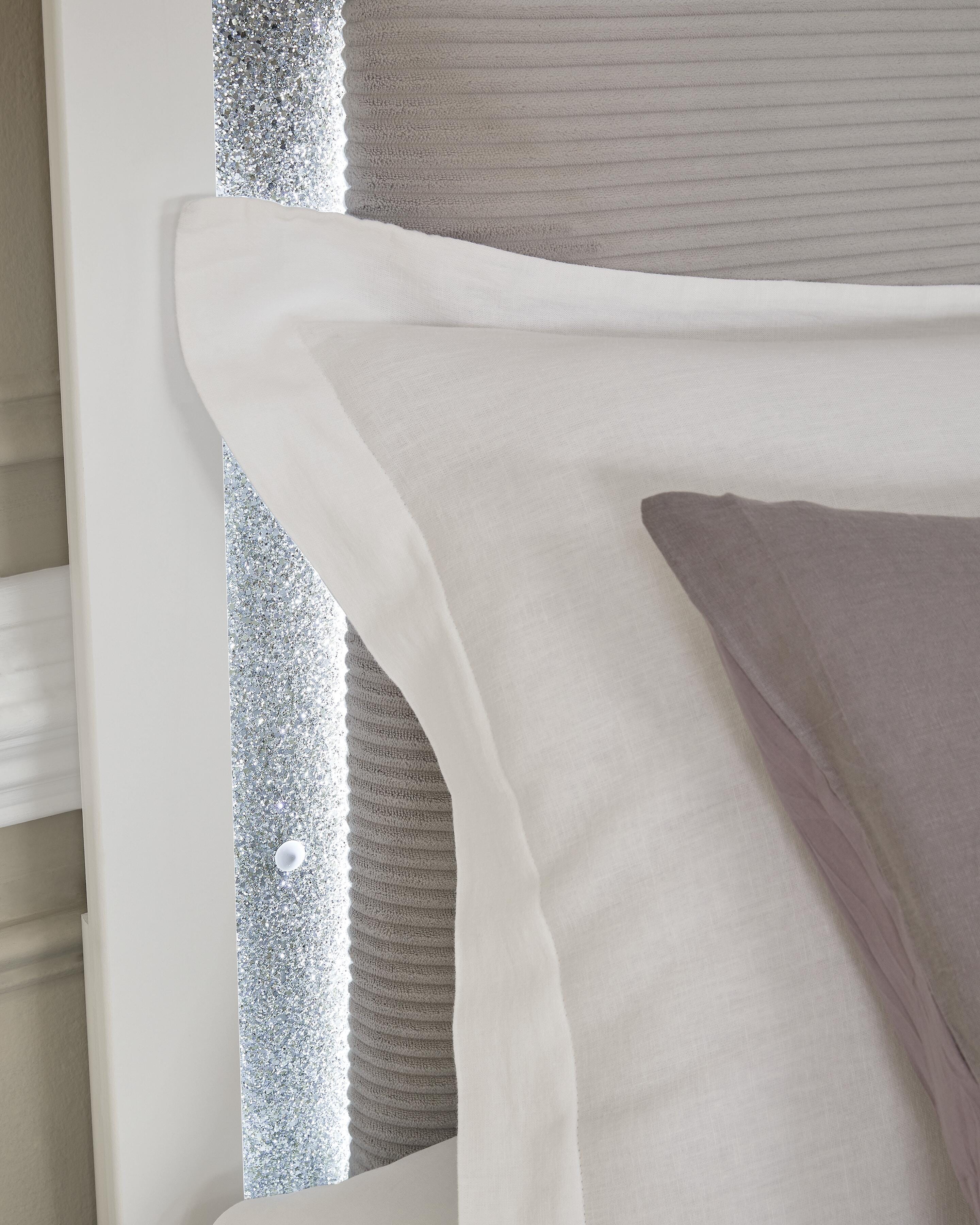 Maeling Upholstered Panel Bed