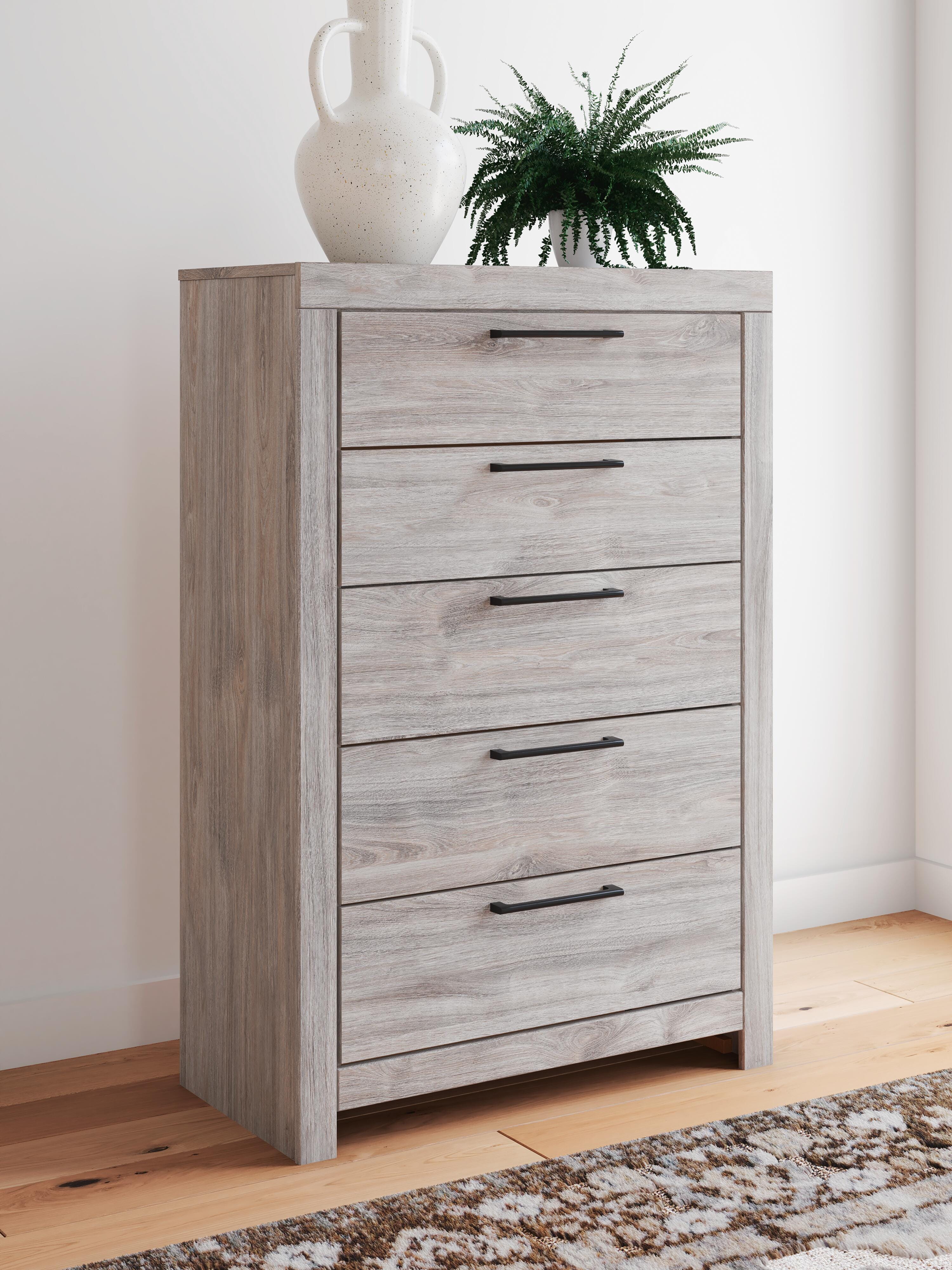 Broachmyn Chest of Drawers
