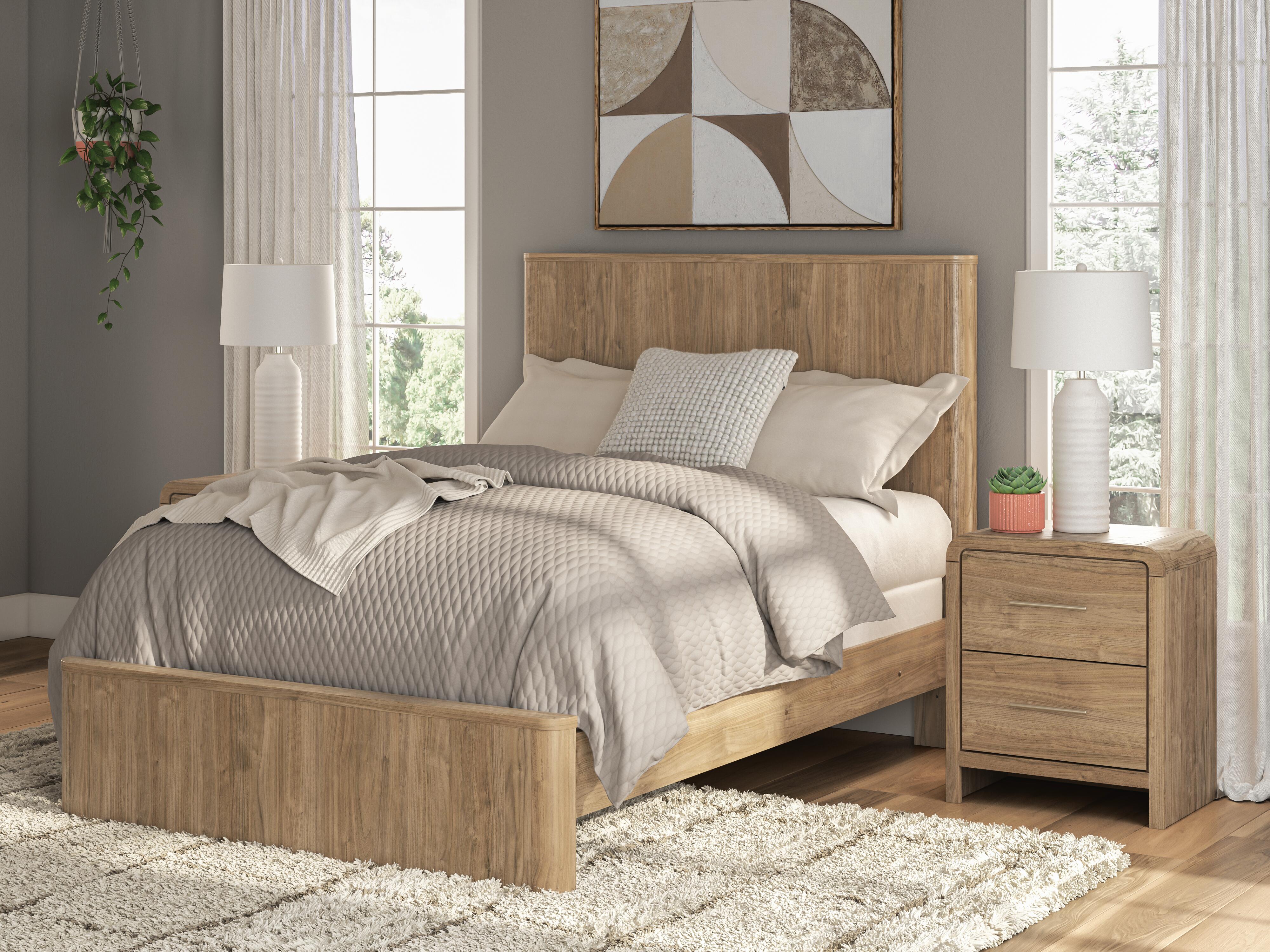 Gramburg Panel Bed