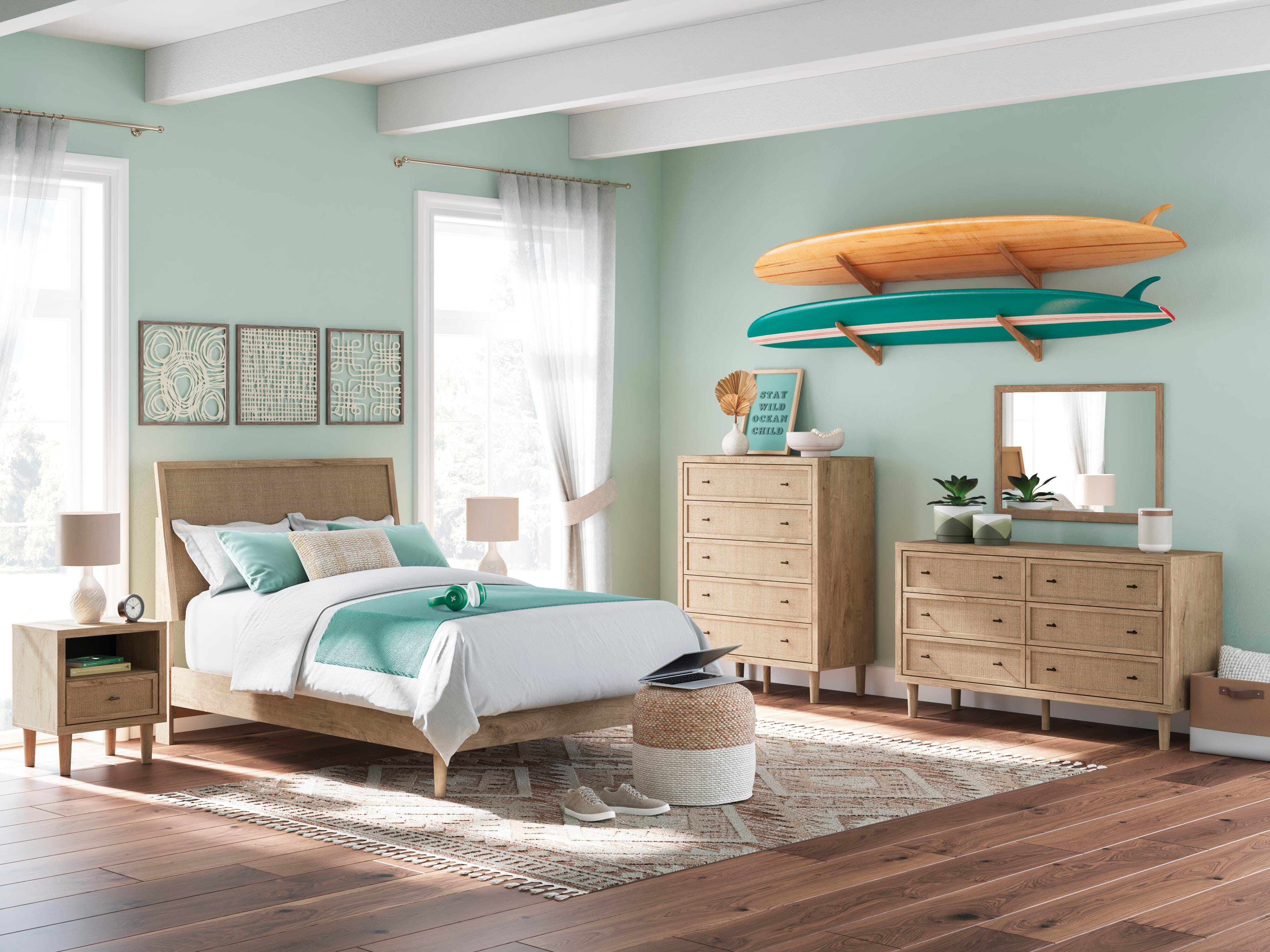 Cielden Panel Bed