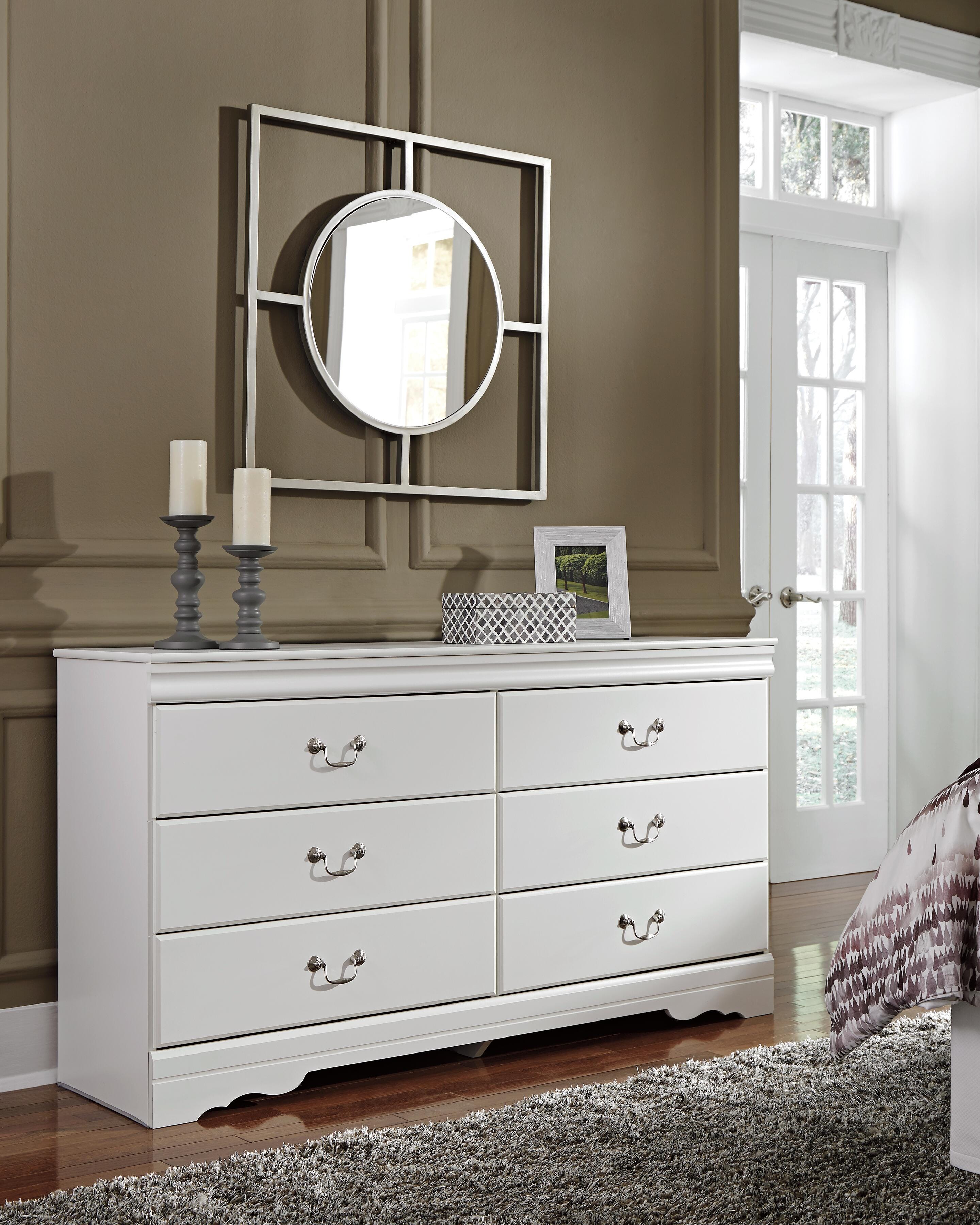 Anarasia Sleigh Bed and Dresser
