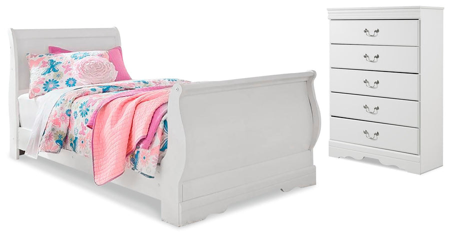 Anarasia Sleigh Bed and Chest