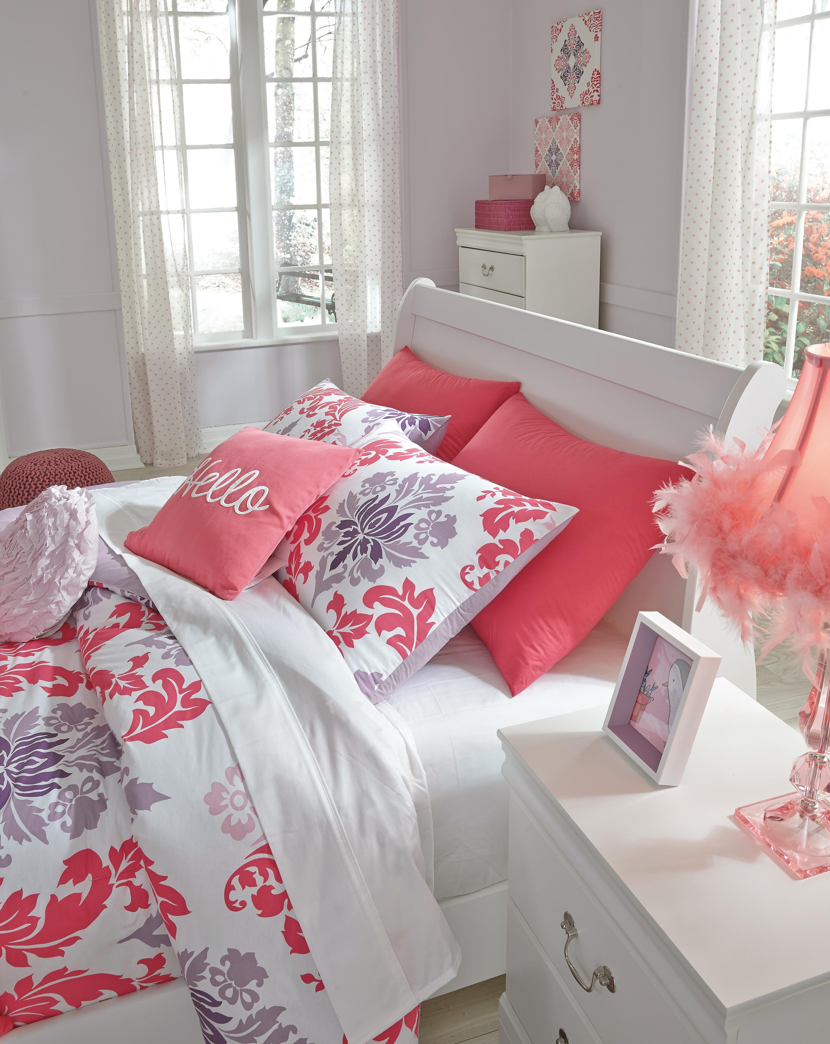 Anarasia Sleigh Headboard