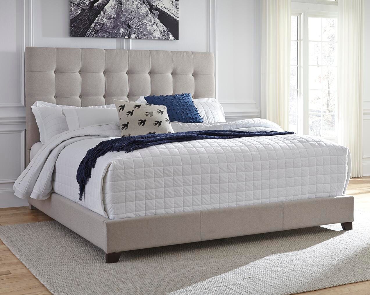 Dolante Upholstered Bed, Dresser, Mirror and Nightstand