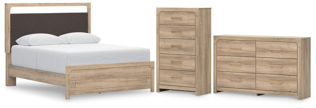 Kinlanni Upholstered Platform Bed, Dresser and Chest